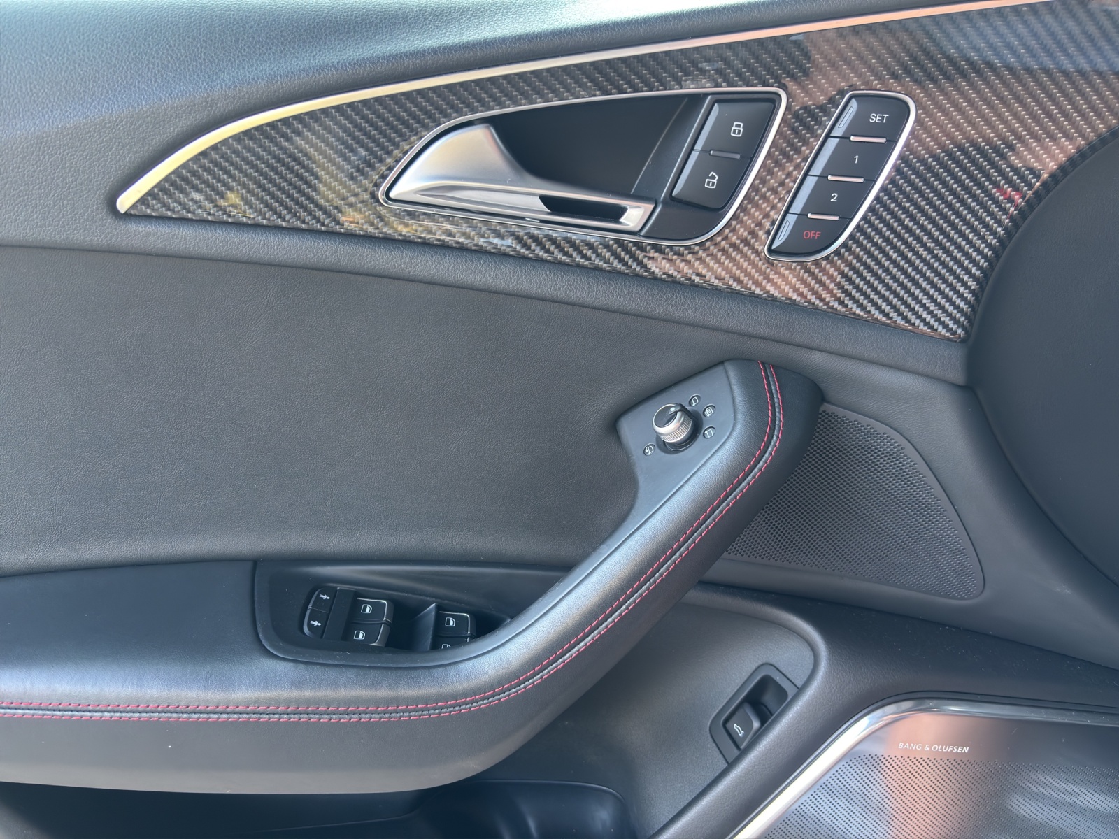 AUDI RS6 Avant 4.0 TFSI V8 quattro Tiptronic-image-10