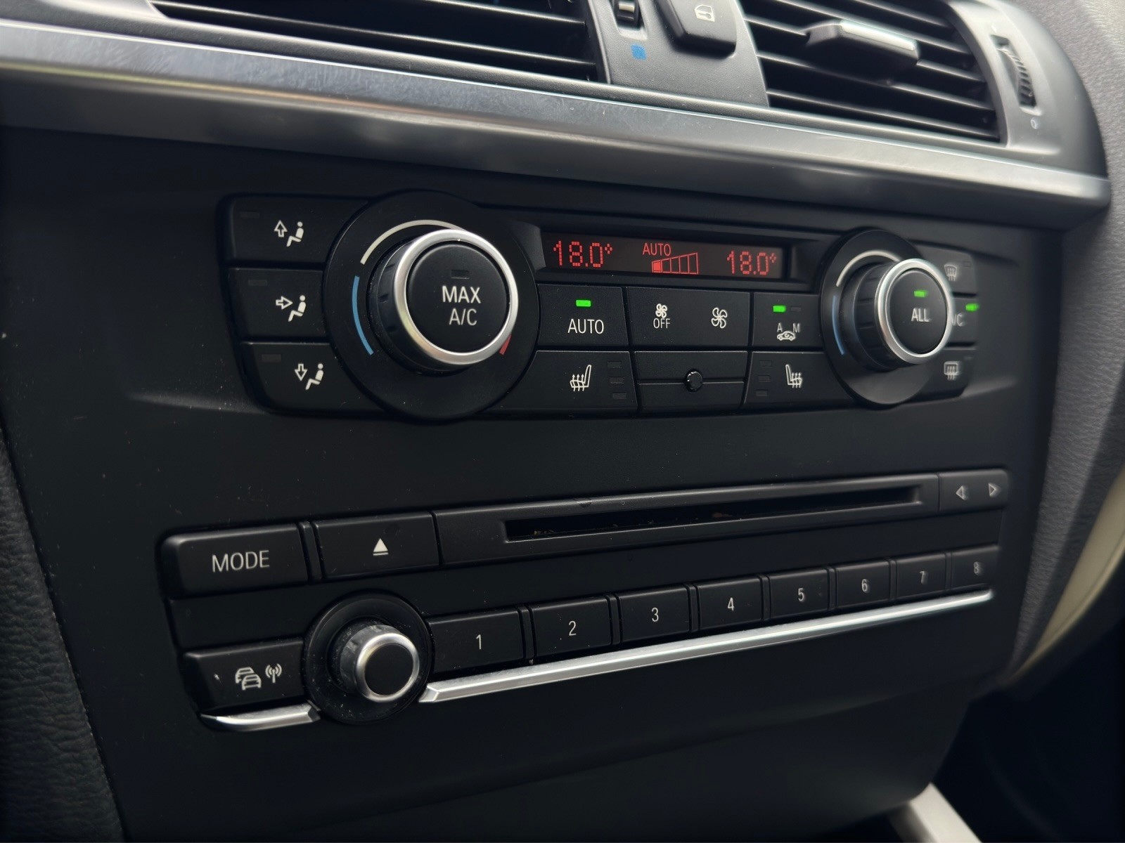 BMW X3 xDrive 20i Steptronic-image-18