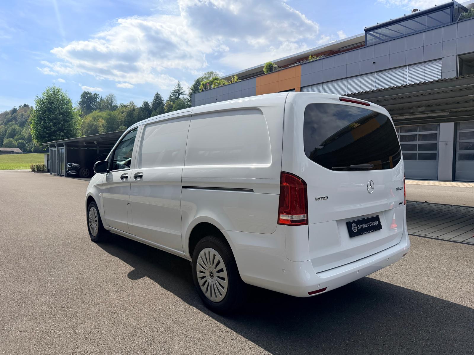 MERCEDES-BENZ Vito 119 CDI Lang 9G-Tronic 4M Base-image-4
