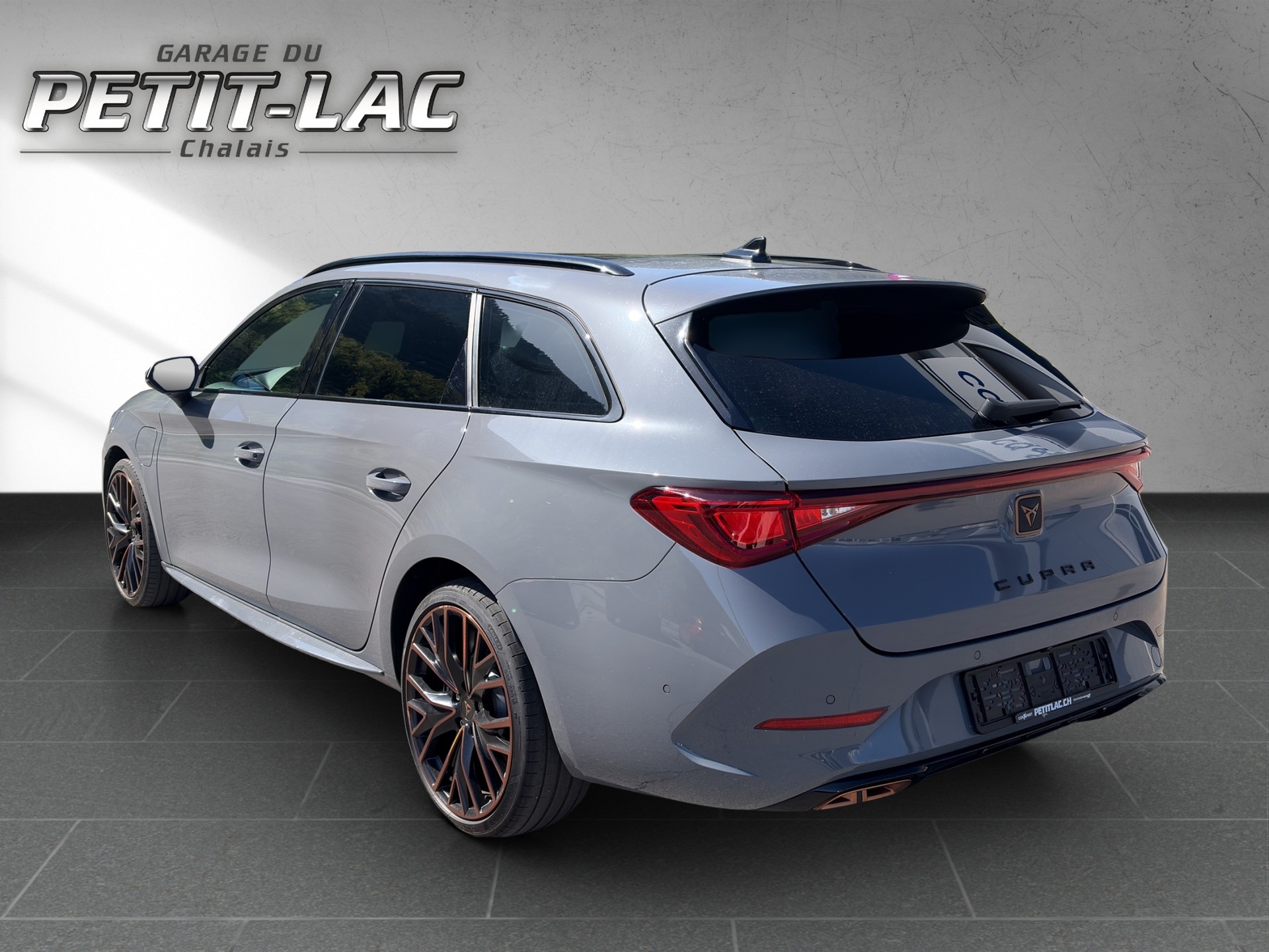 CUPRA LEON ST 1.4 e-HYBRID pHEV DSG-image-4