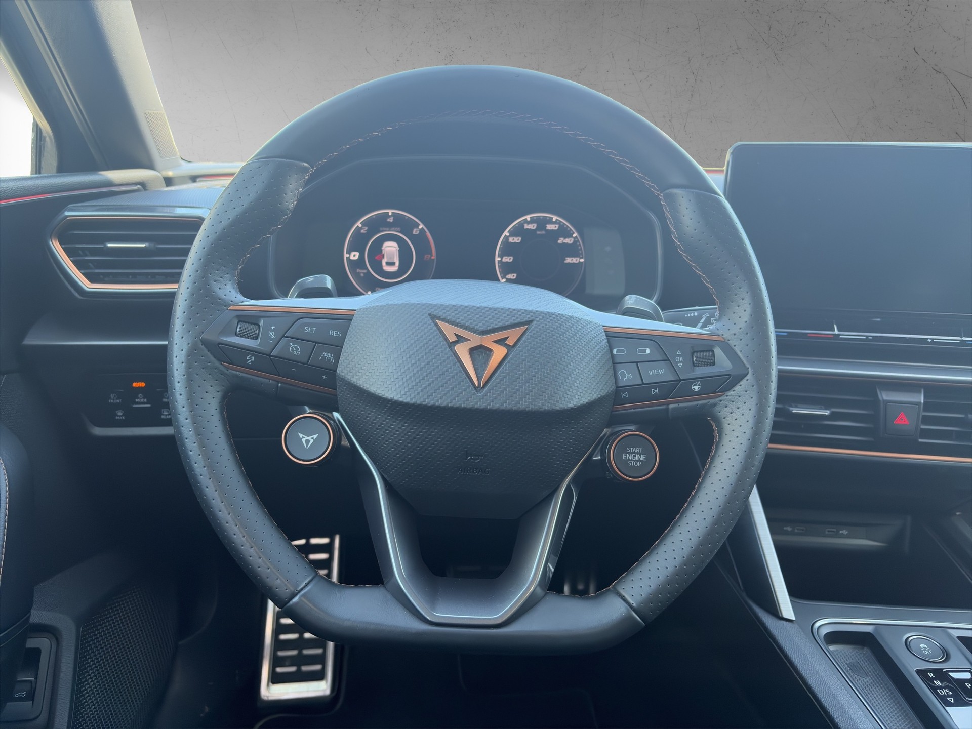 CUPRA LEON ST 1.4 e-HYBRID pHEV DSG-image-13