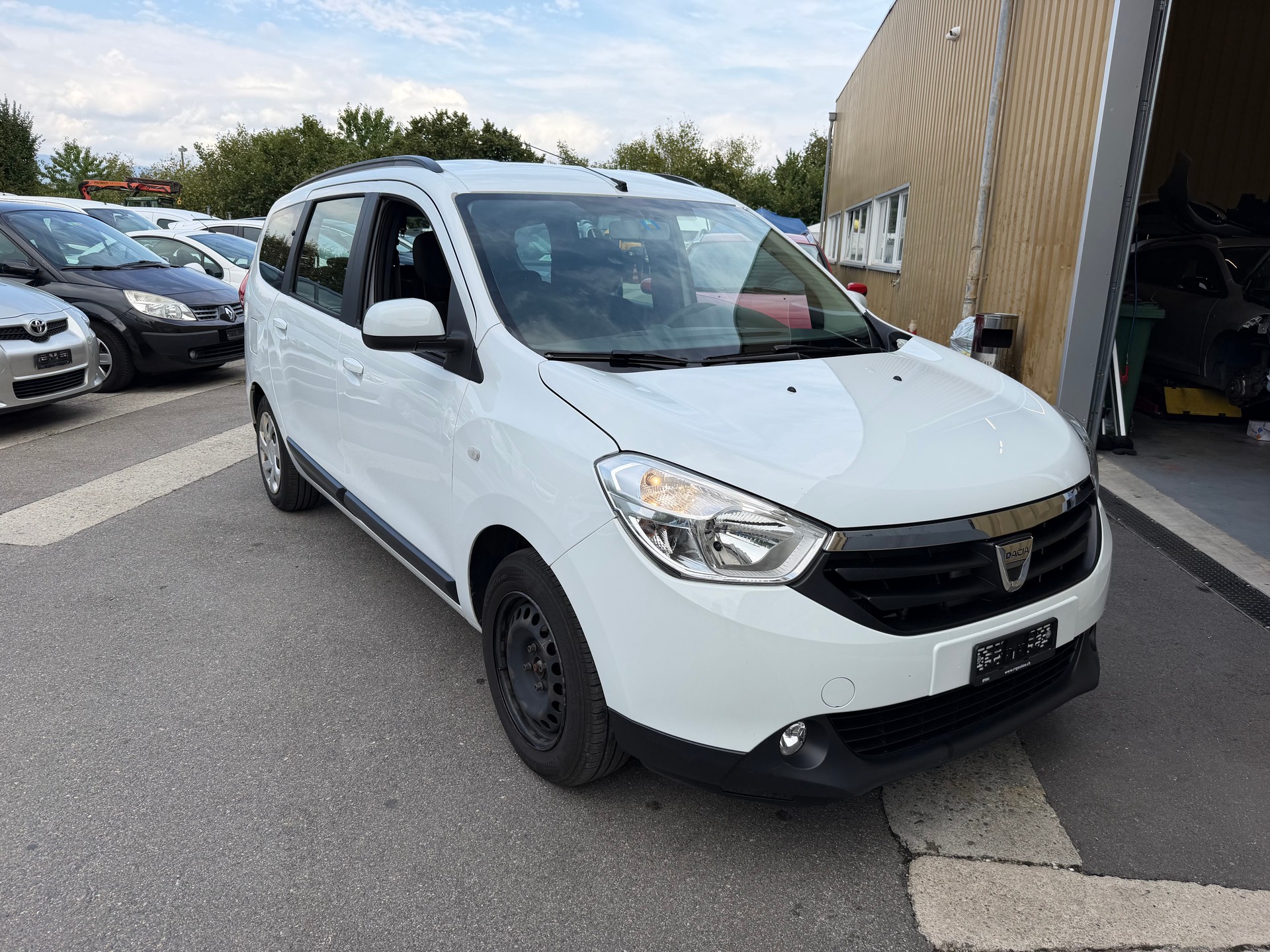 DACIA Lodgy 1.5 dCi Celebration 7 PL-image-0
