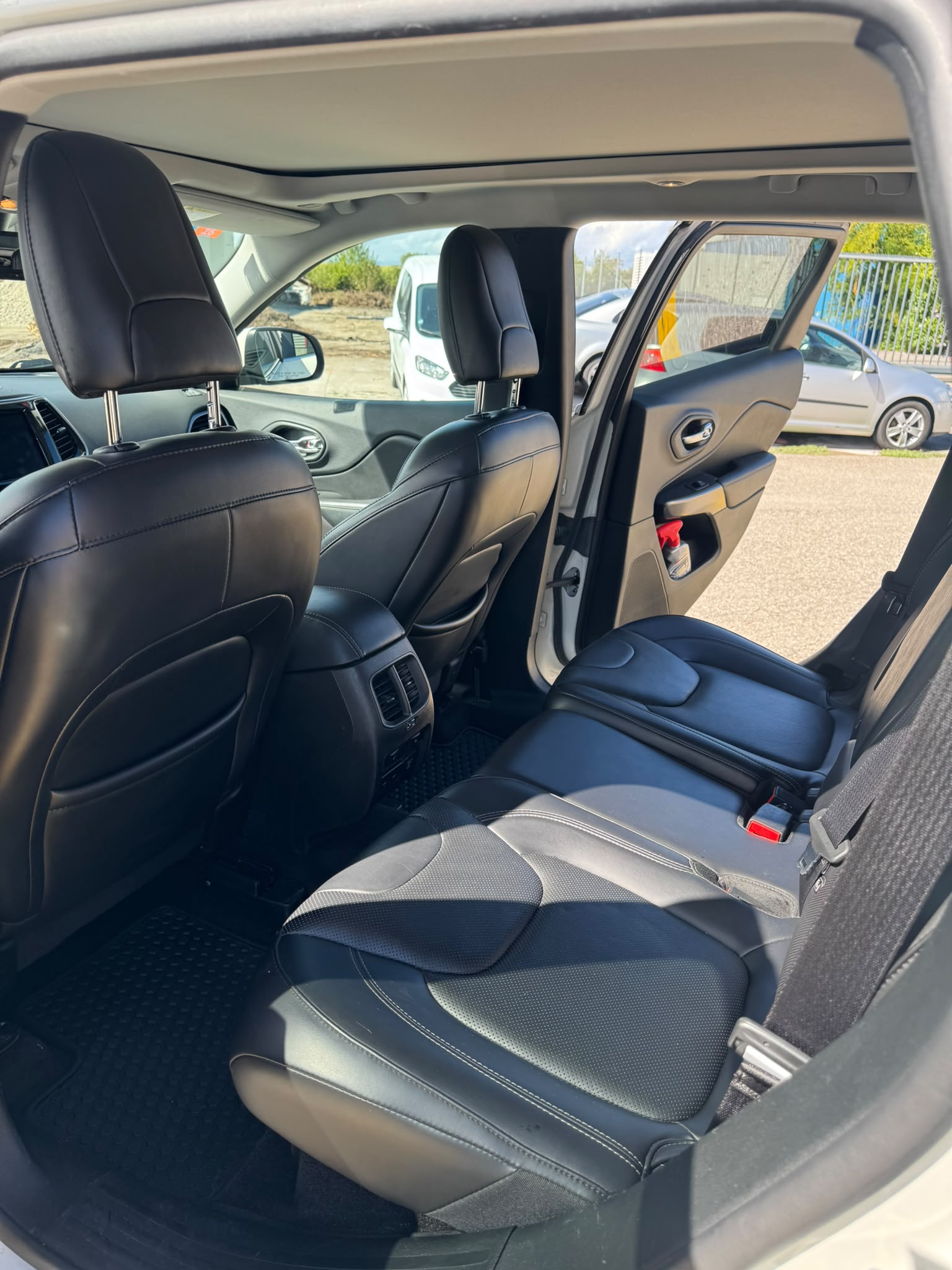 JEEP Cherokee 2.2MJ Limited AWD Drive II 9ATX-image-7