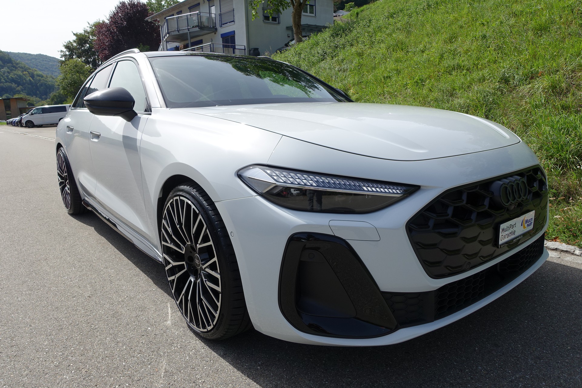 AUDI S5 Avant TFSI quattro S-Tronic-image-13