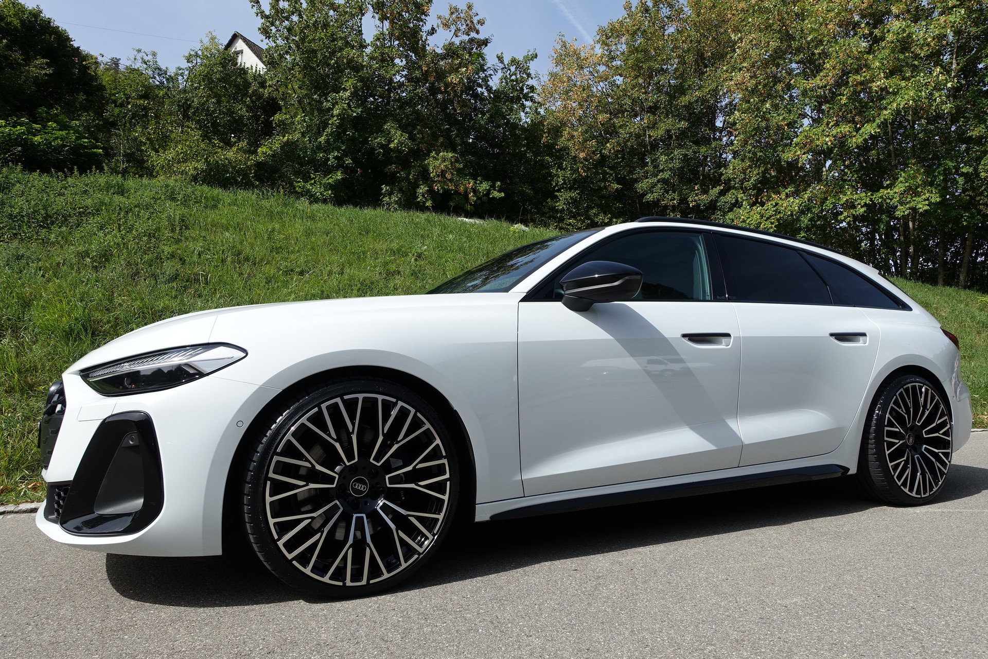 AUDI S5 Avant TFSI quattro S-Tronic-image-1