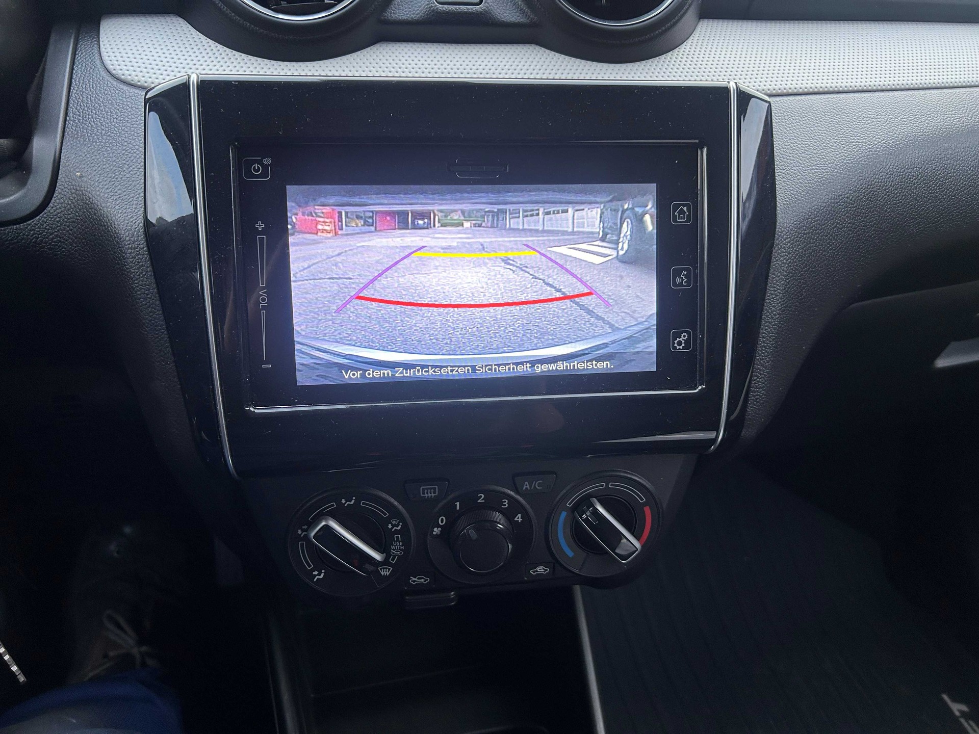 SUZUKI Swift 1.2i Piz Sulai Top Hybrid Allgrip 4x4-image-10