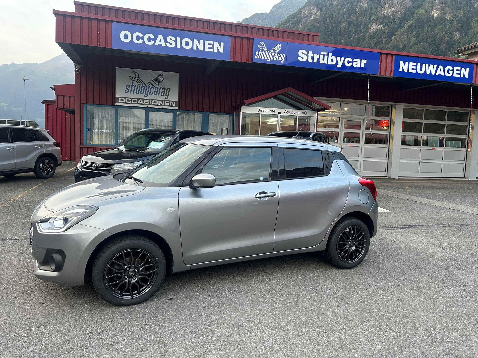 SUZUKI Swift 1.2i Piz Sulai Top Hybrid Allgrip 4x4-image-2
