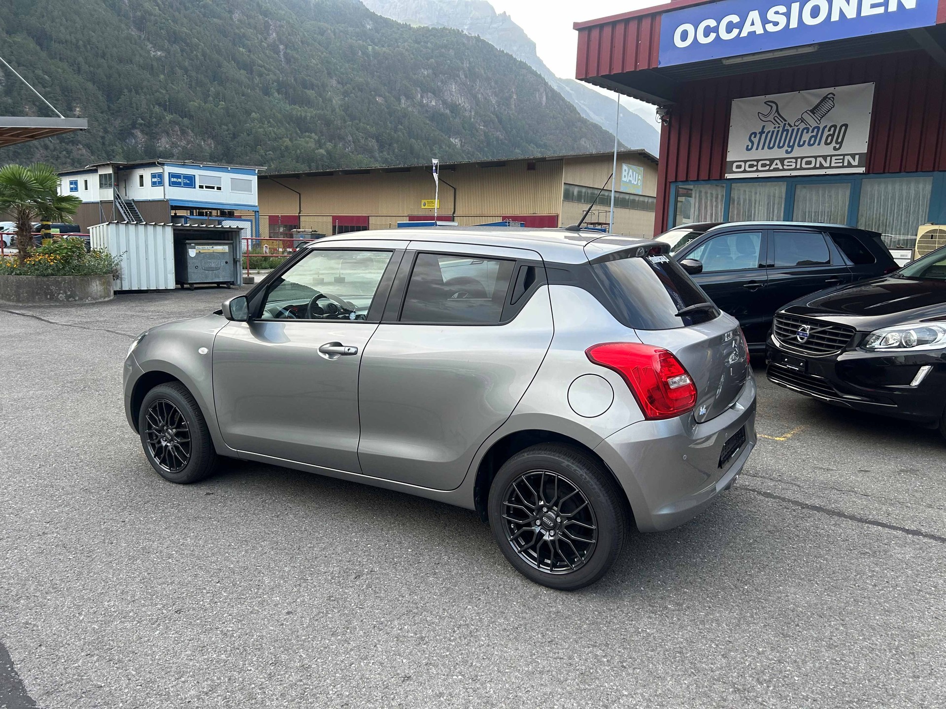 SUZUKI Swift 1.2i Piz Sulai Top Hybrid Allgrip 4x4-image-3