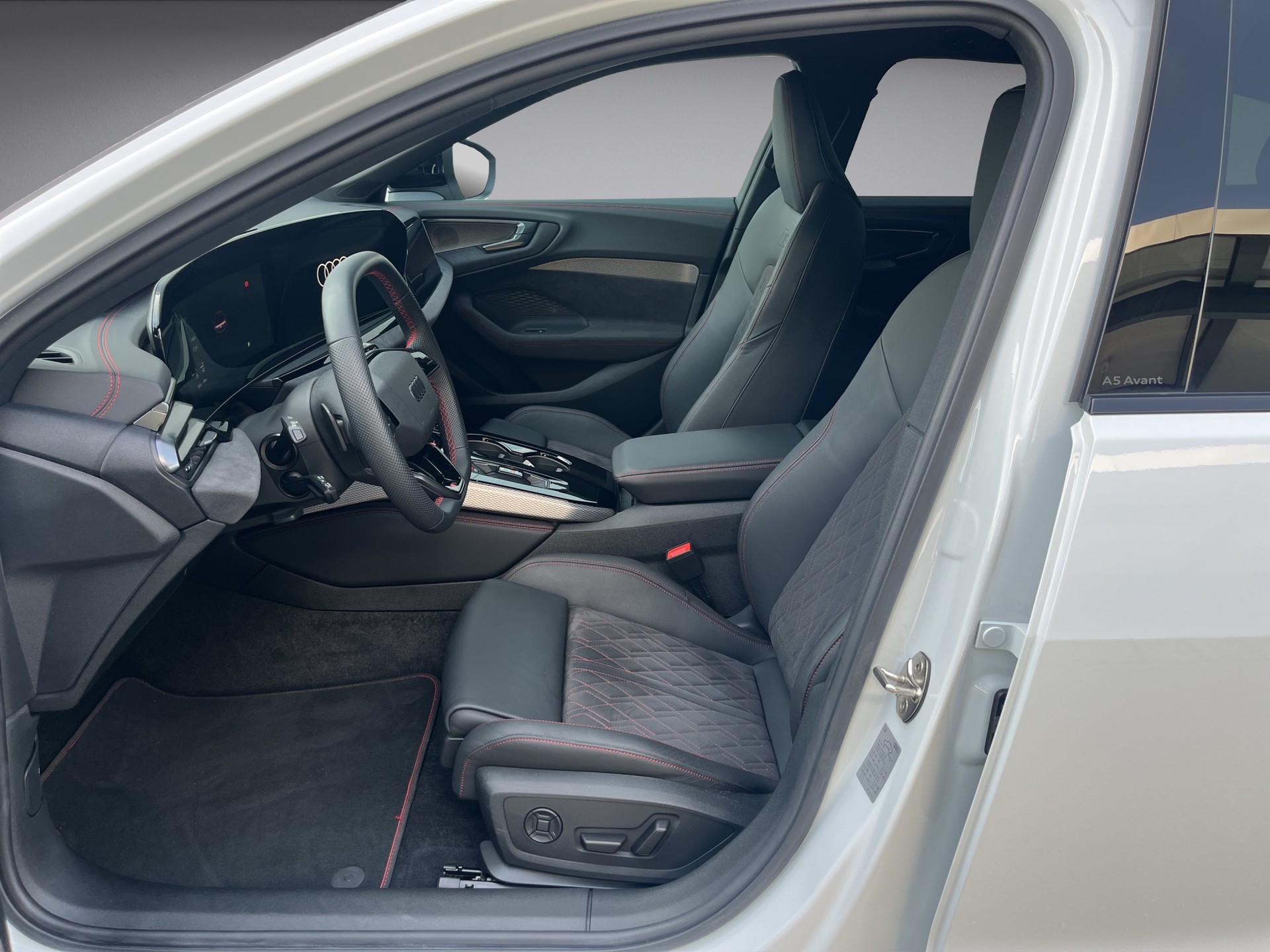 AUDI A5 Avant e-hybrid quattro 270 kW S tronic *Optikpaket-schwarz, AHK, Head-up, Np Fr. 87'520.- (5-Jahre Garantie)*-image-7