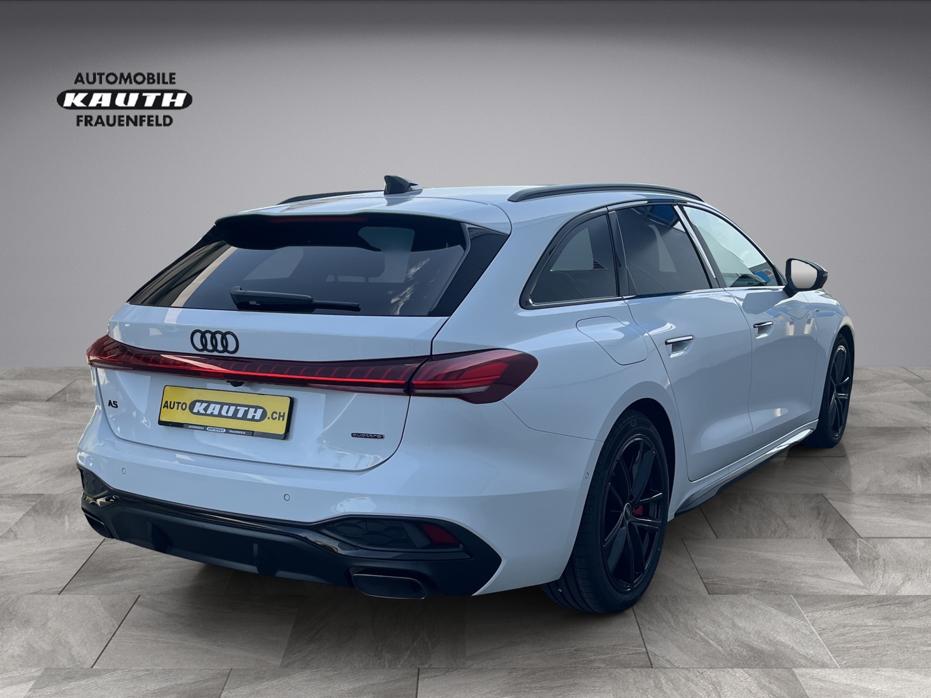 AUDI A5 Avant e-hybrid quattro 270 kW S tronic *Optikpaket-schwarz, AHK, Head-up, Np Fr. 87'520.- (5-Jahre Garantie)*-image-5