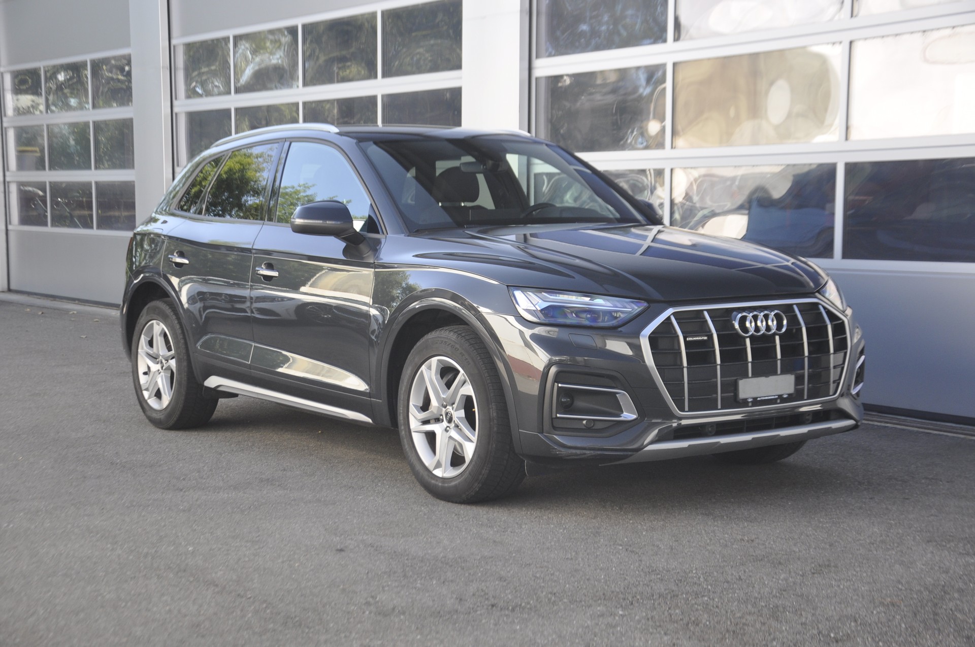AUDI Q5 Sportback 40 TDI advanced quattro S-tronic S line-image-0