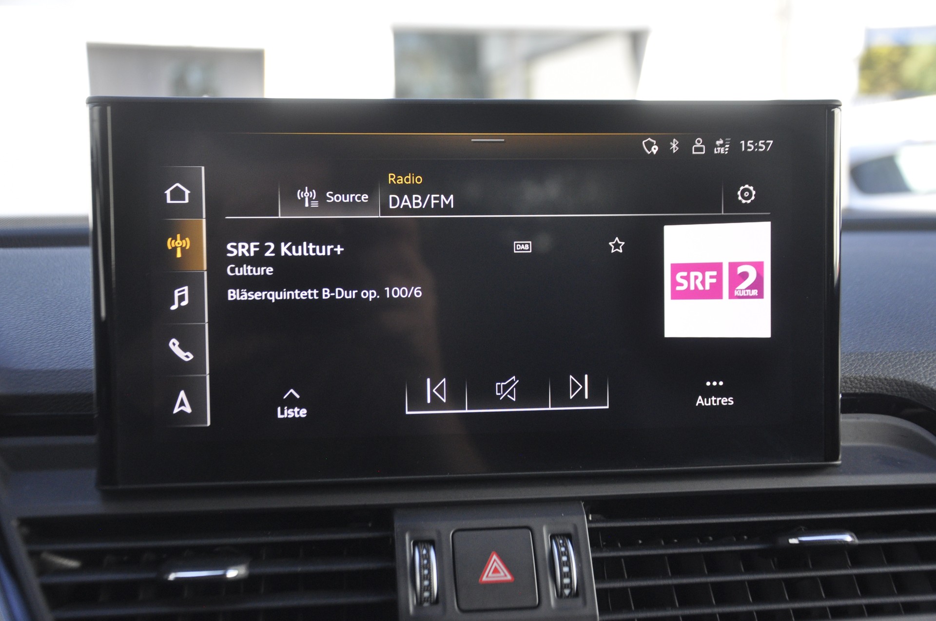 AUDI Q5 Sportback 40 TDI advanced quattro S-tronic S line-image-11