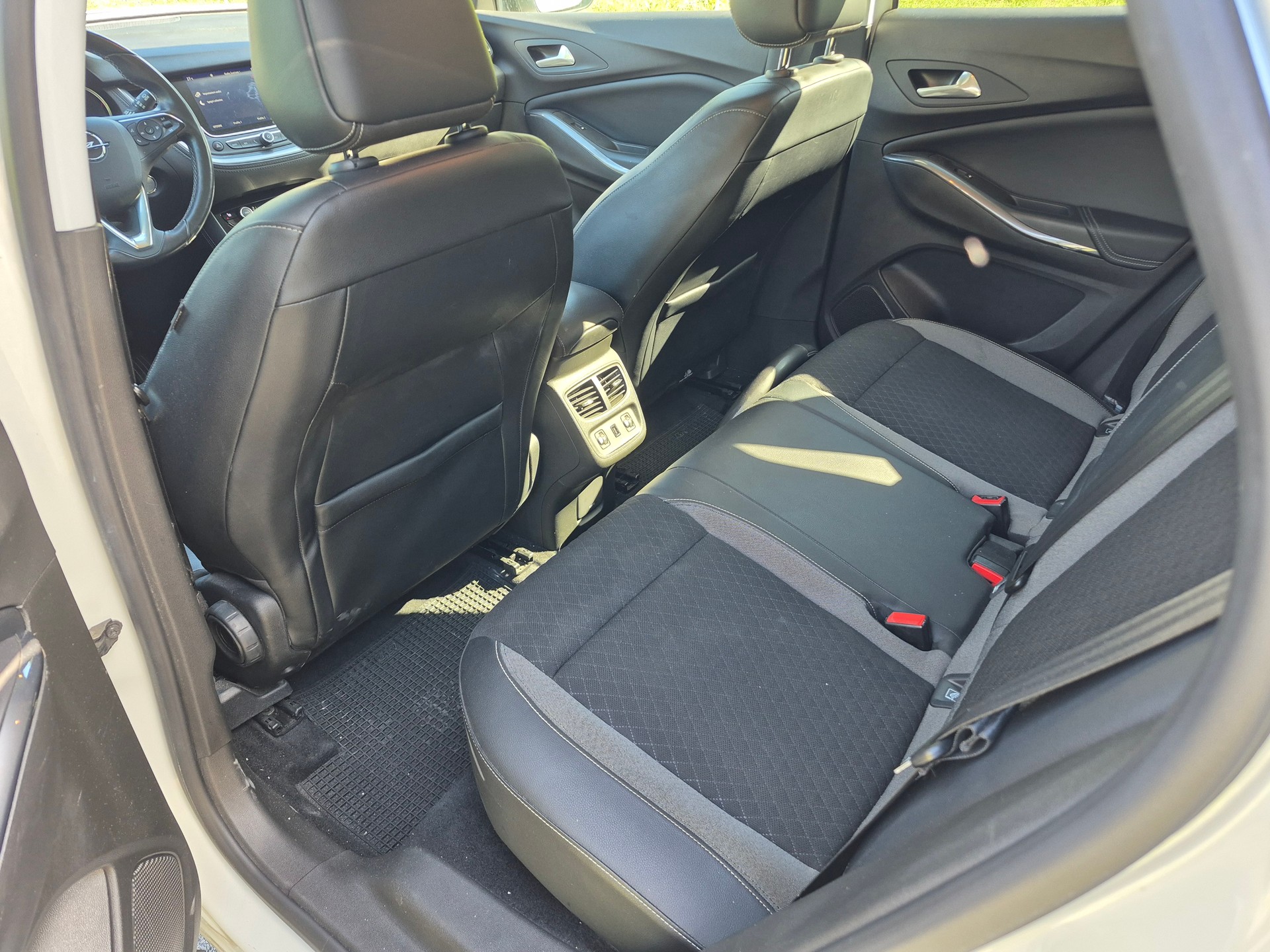 OPEL Grandland X 1.6CDTi Excellence Automatik-image-5