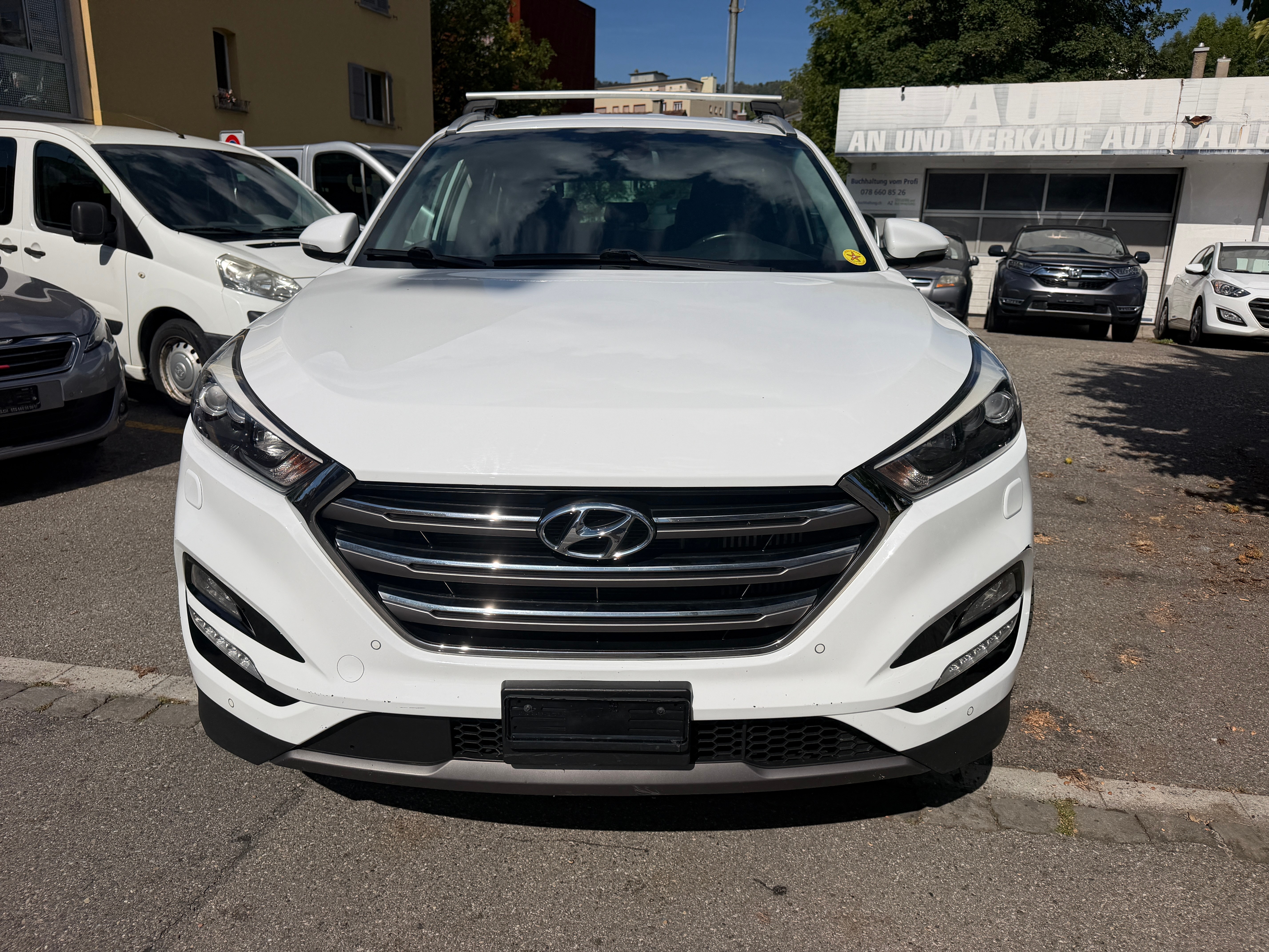 HYUNDAI Tucson 2.0 CRDI Plena 4WD Automatic — slika 1