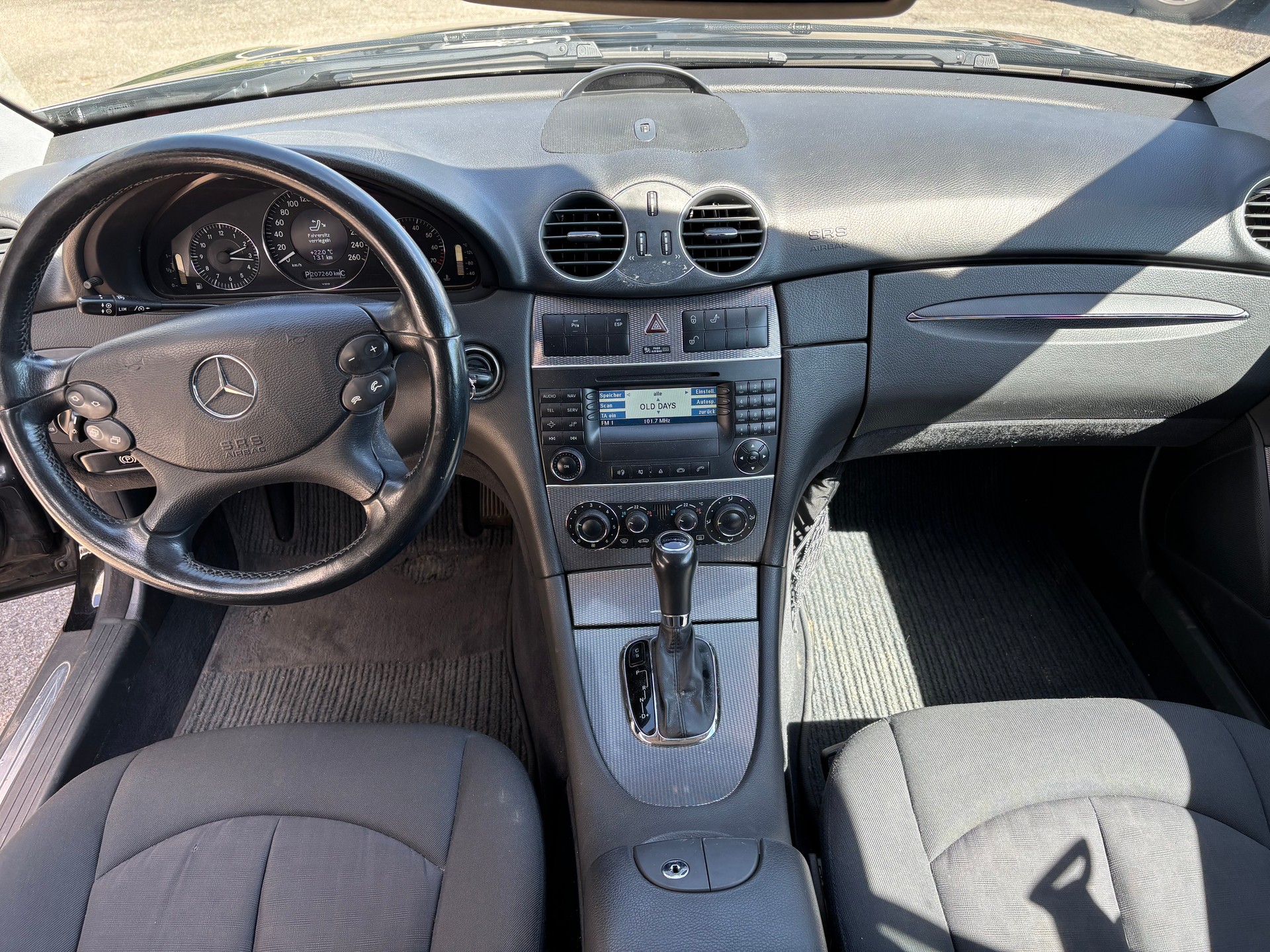 MERCEDES-BENZ CLK 200 Kompressor Elégance-image-2