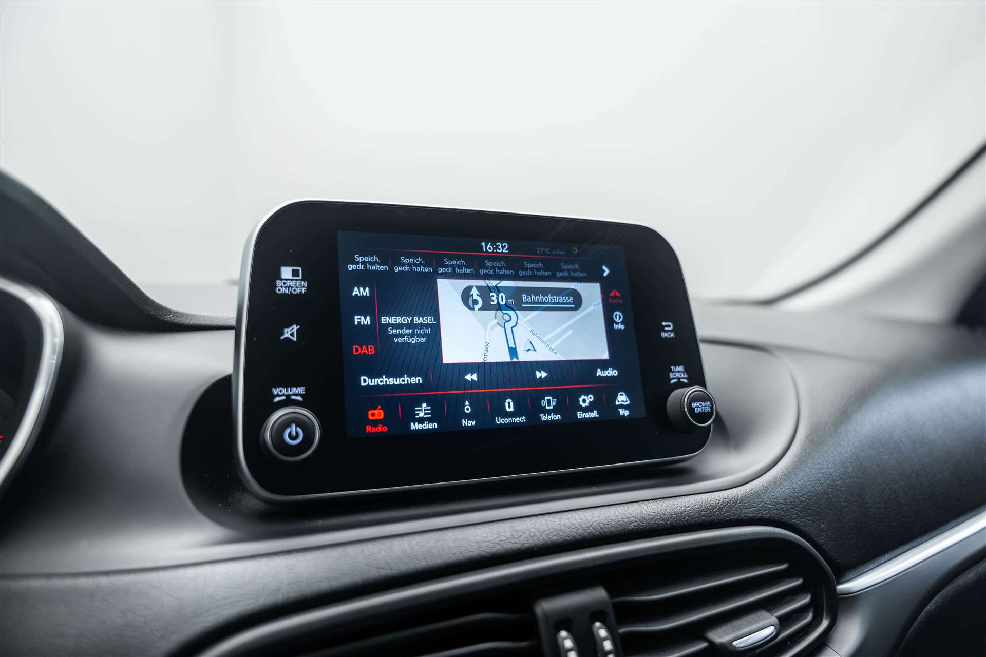 FIAT Tipo 1.6MJ Station Wagon Lounge-image-17