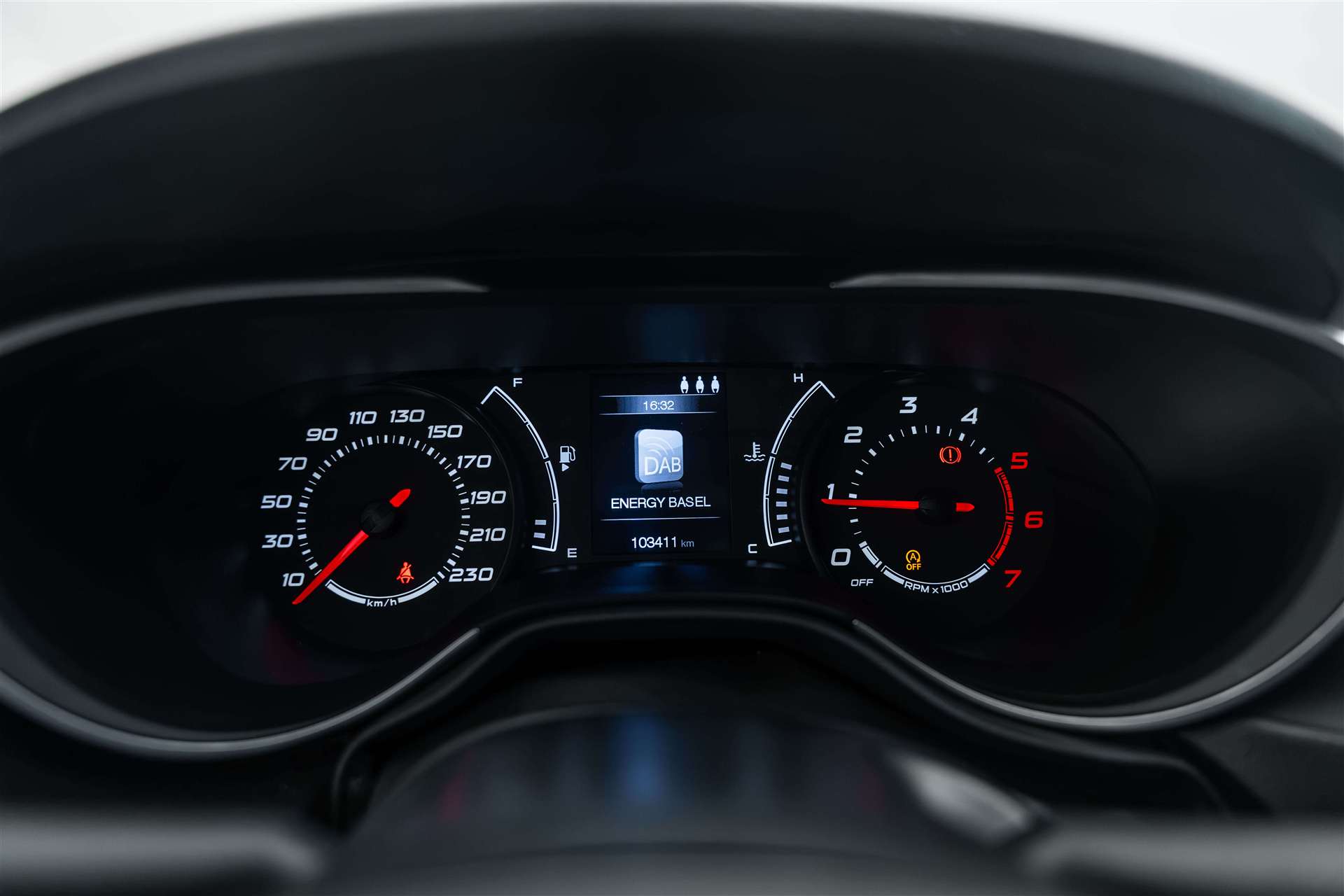 FIAT Tipo 1.6MJ Station Wagon Lounge-image-22