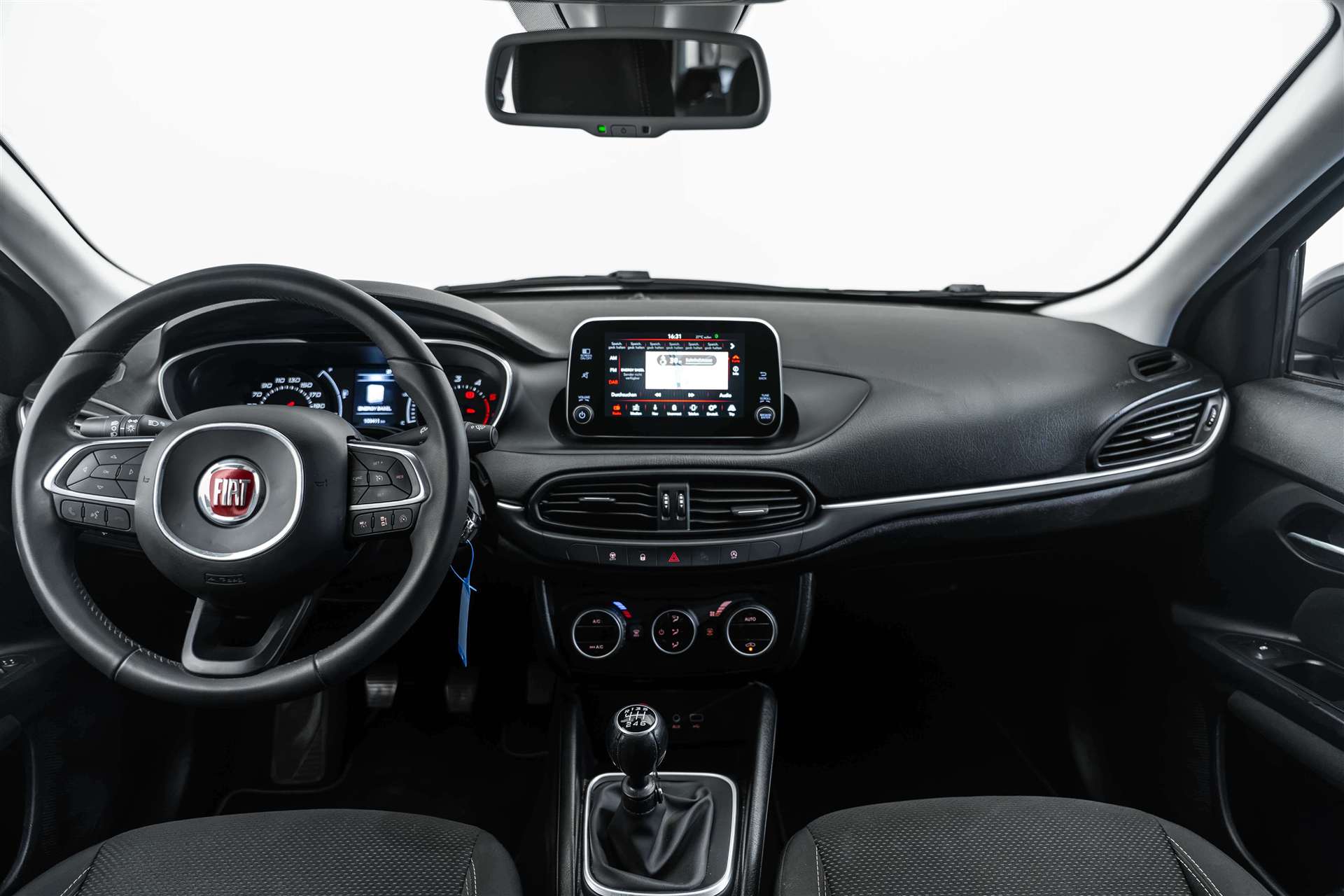 FIAT Tipo 1.6MJ Station Wagon Lounge-image-8
