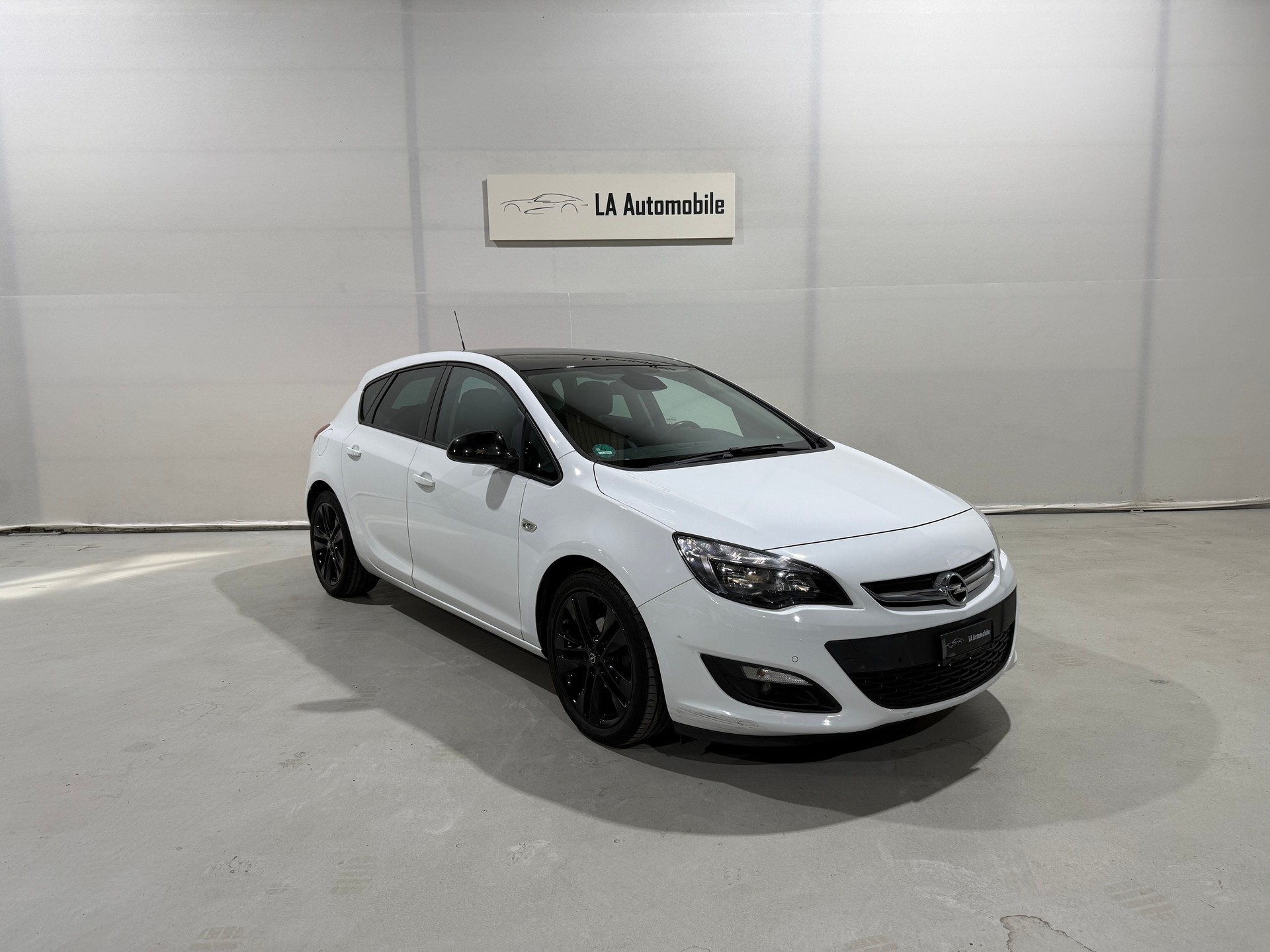 OPEL Astra 1.4i 16V Turbo Sport-image-4
