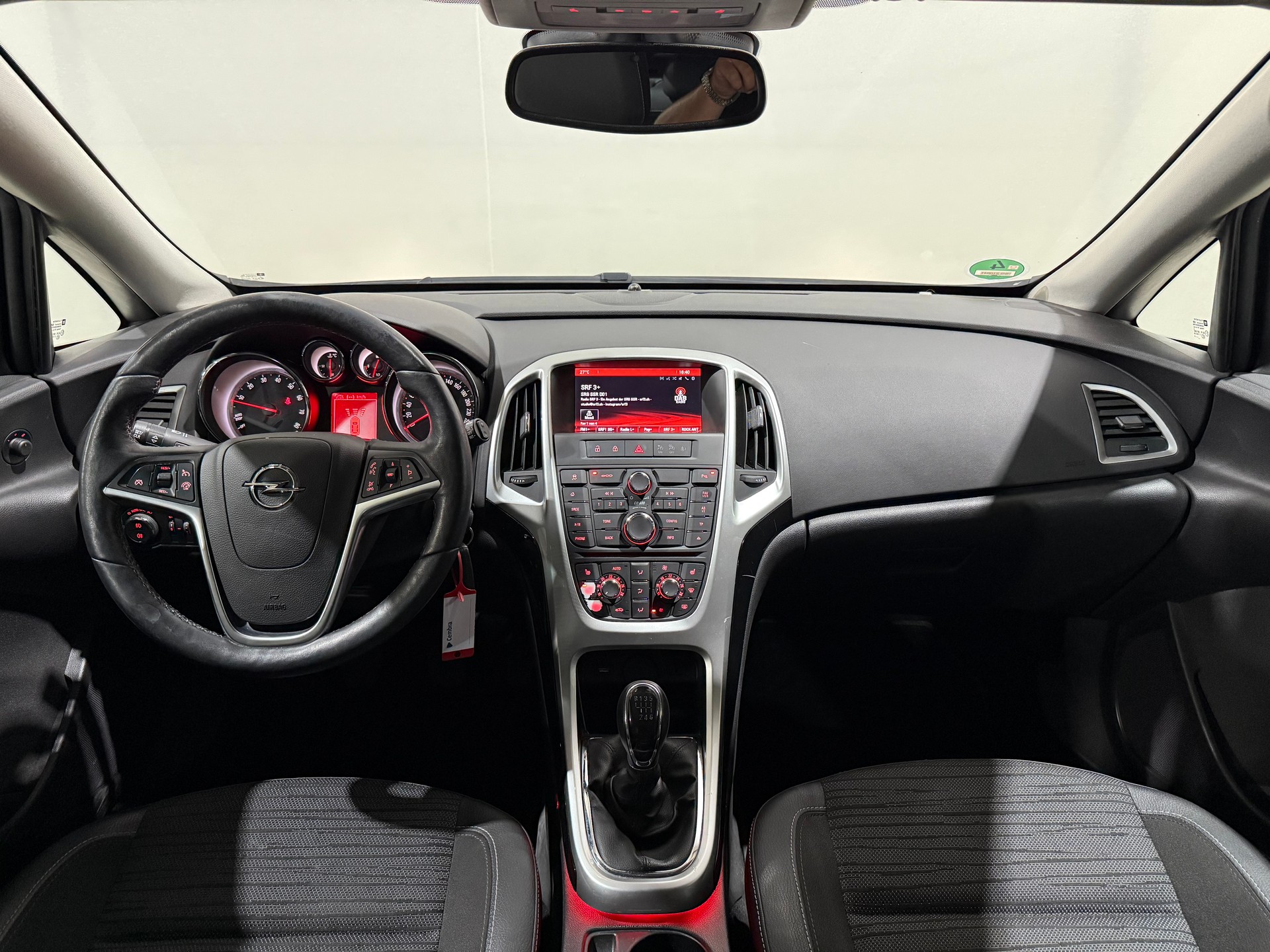 OPEL Astra 1.4i 16V Turbo Sport-image-11