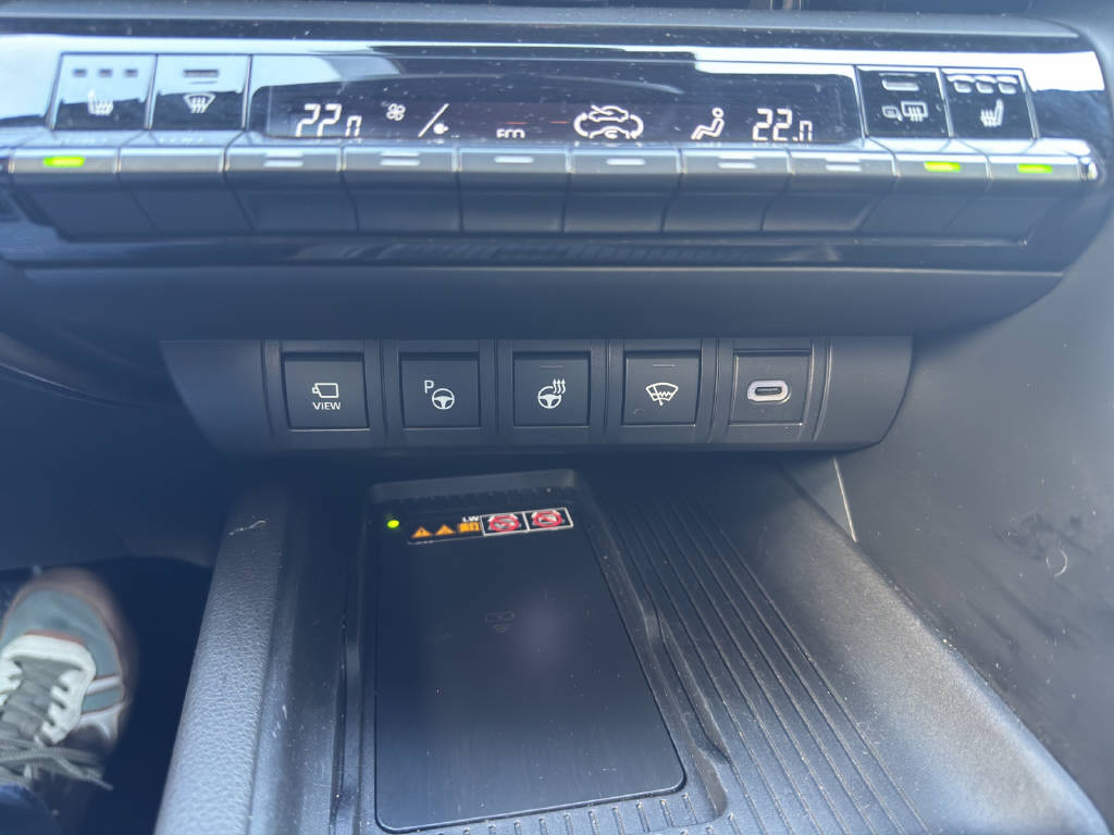 TOYOTA C-HR 2.0 HEV Style 4x4-image-11