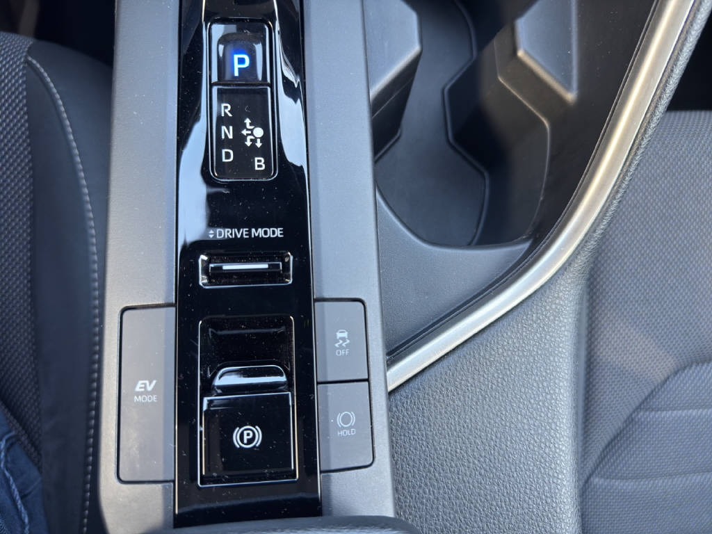 TOYOTA C-HR 2.0 HEV Style 4x4-image-12