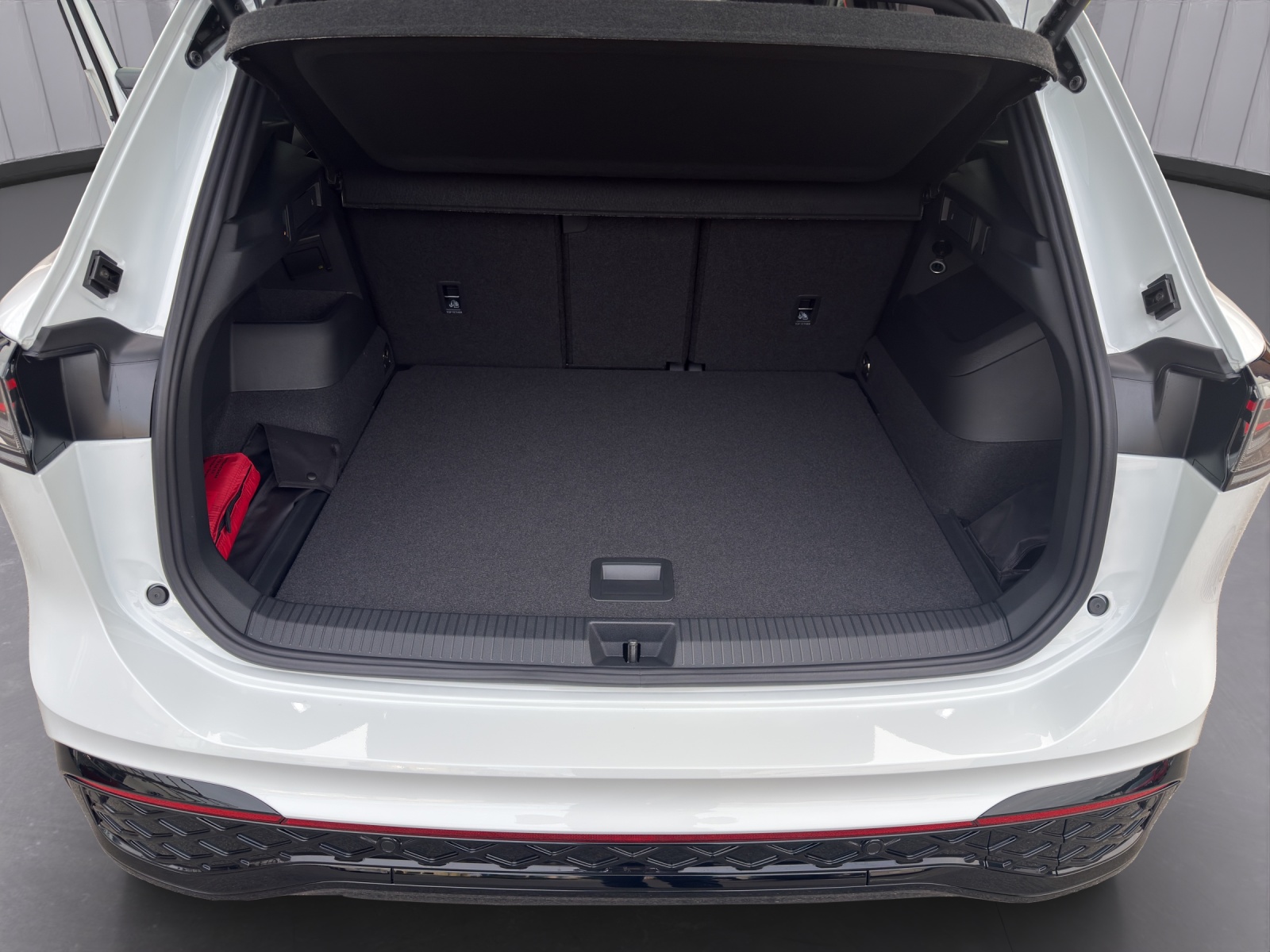 VW Tiguan 2.0 TSI DSG R-Line United 4Motion-image-13