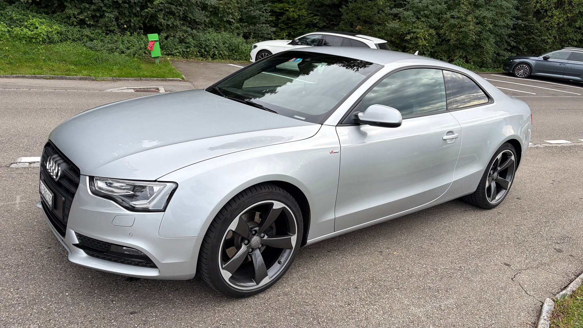AUDI 2.0 TDI 177 quattro S-Tr.-image-1