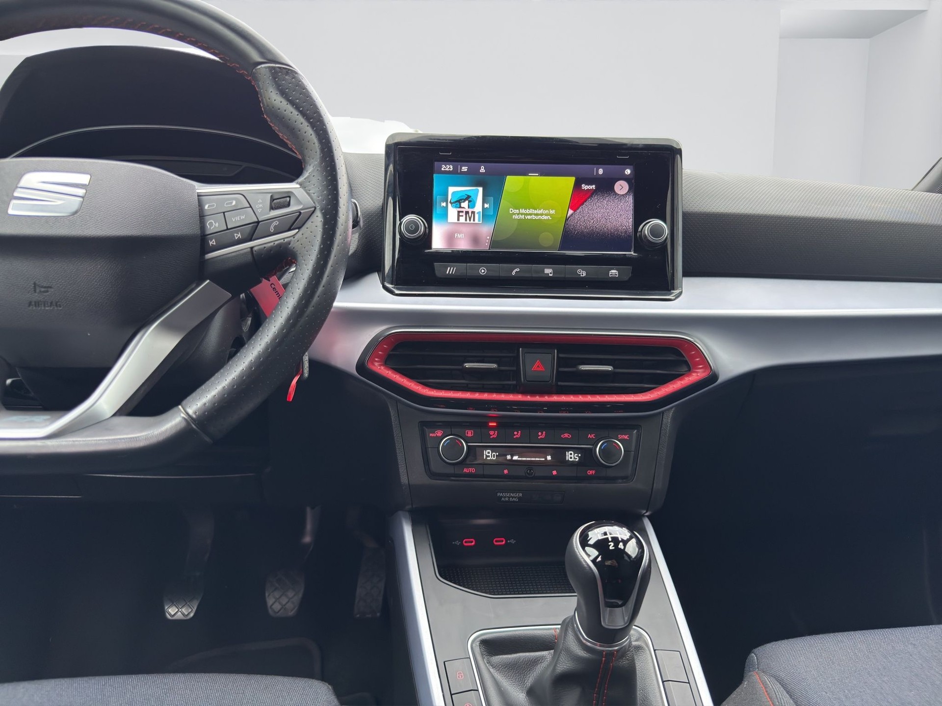 SEAT Arona 1.0 FR 1.0 TSI-image-13