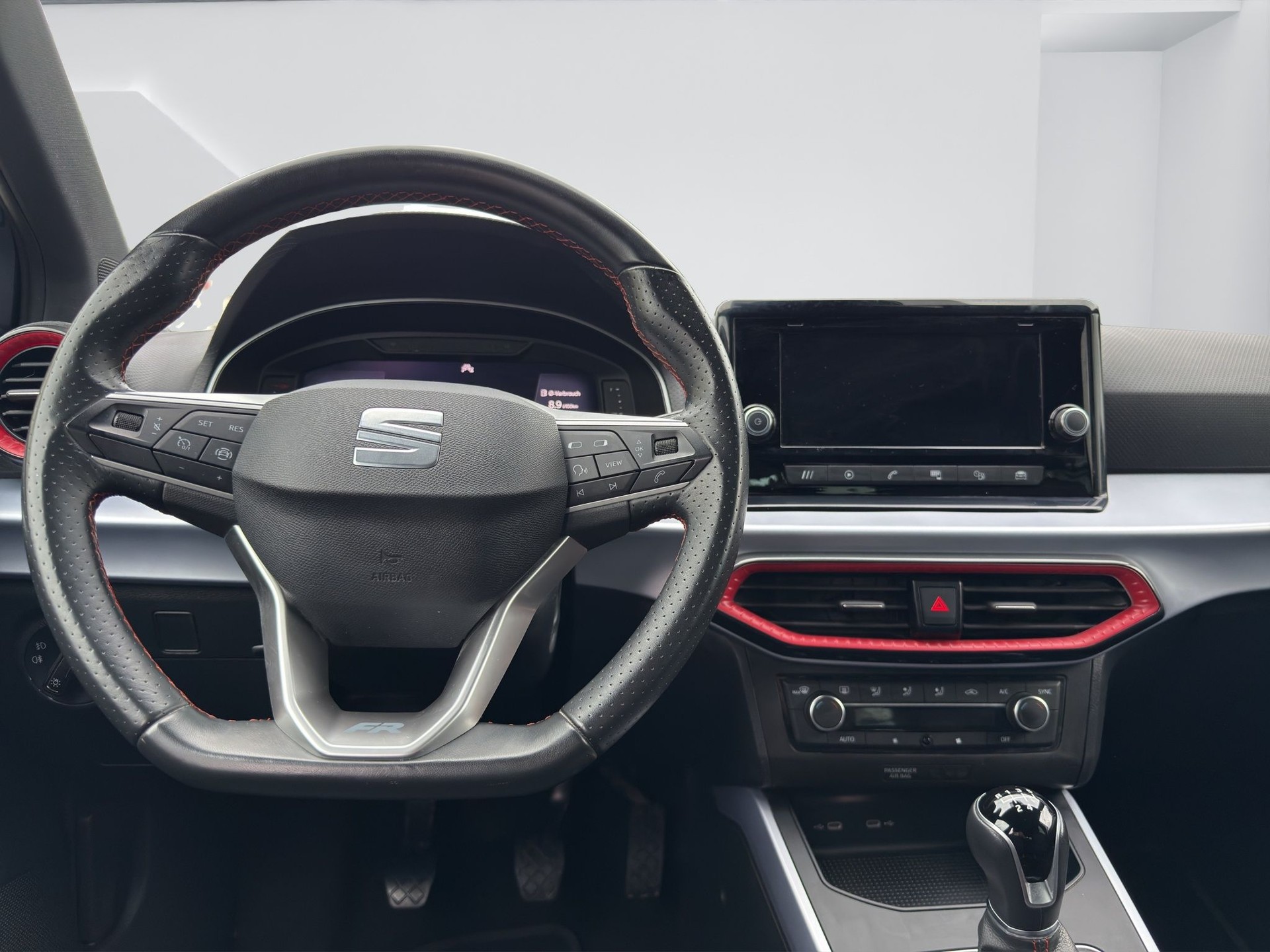SEAT Arona 1.0 FR 1.0 TSI-image-11