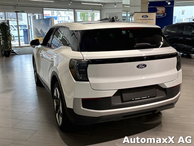FORD Explorer Extended Range Premium AWD-image-5