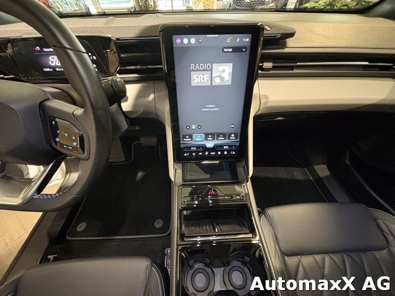 FORD Explorer Extended Range Premium AWD-image-11