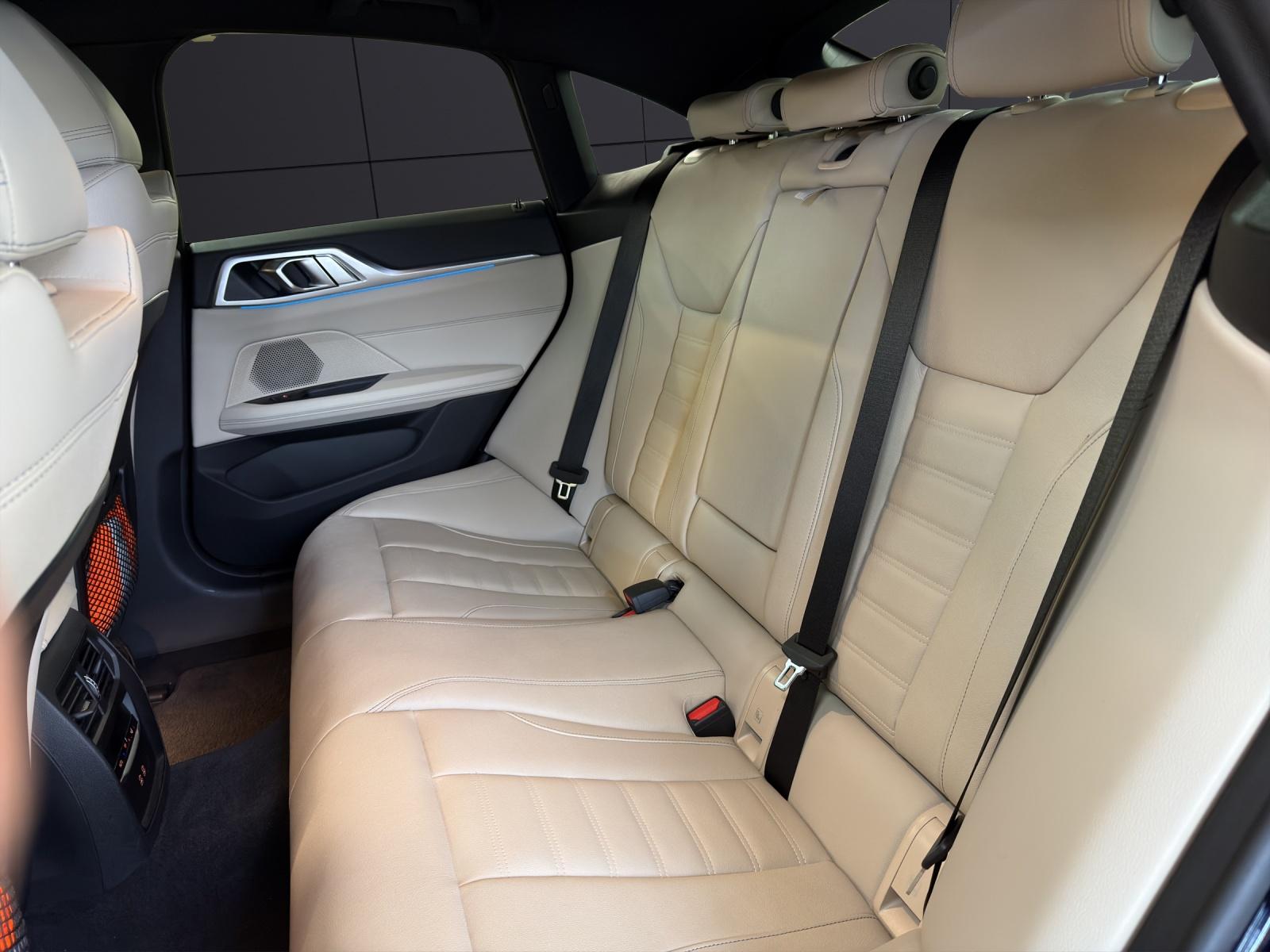 BMW i4 Limousine M50-image-11