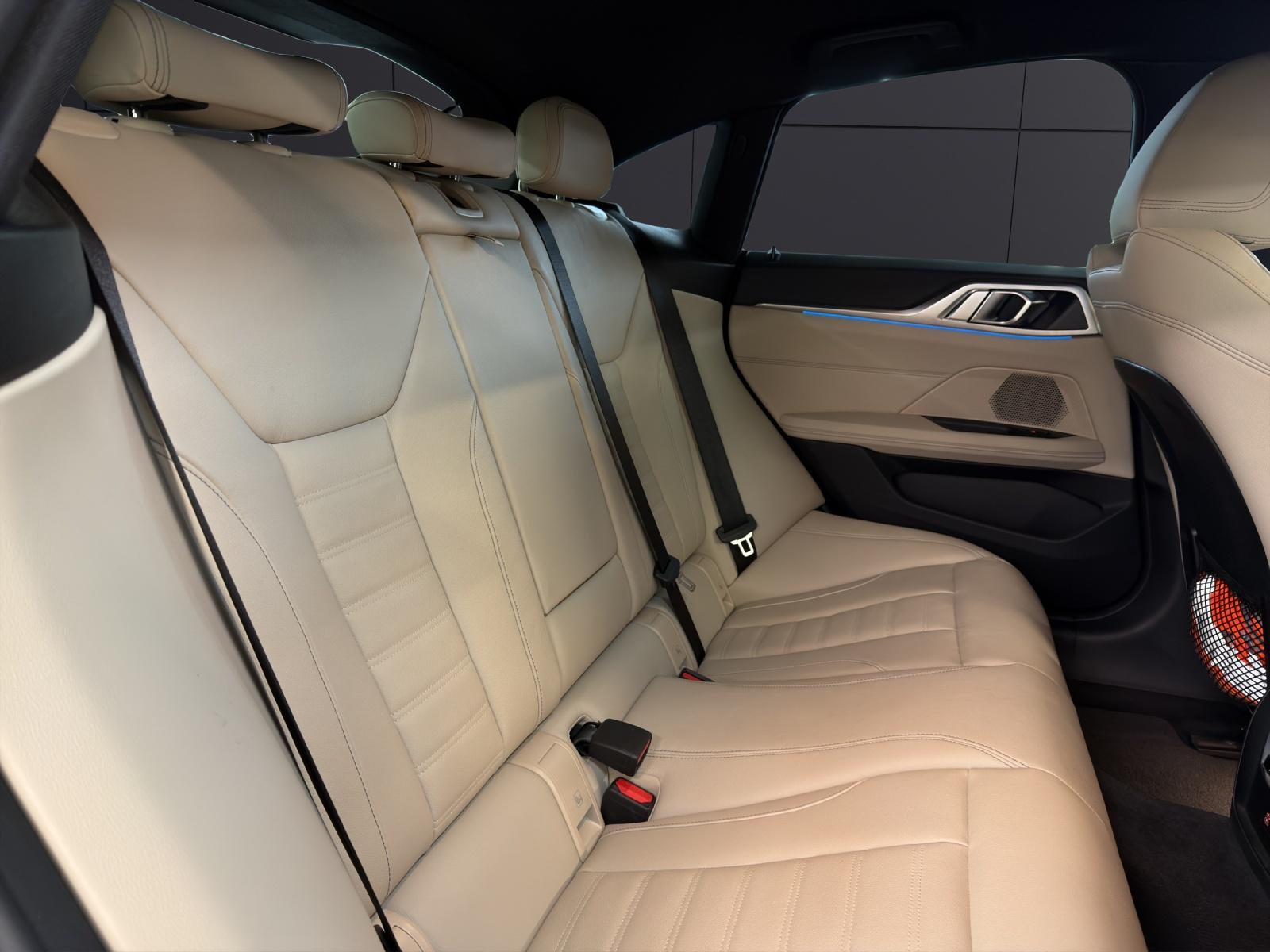 BMW i4 Limousine M50-image-13