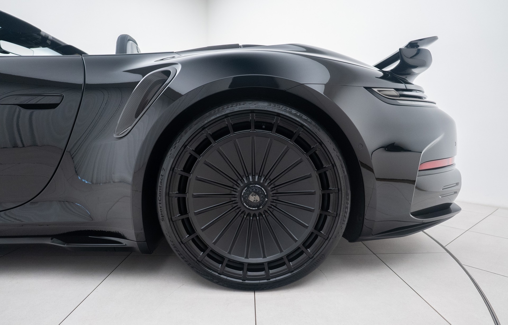 PORSCHE 911 Turbo S Cabriolet Vossen-image-21