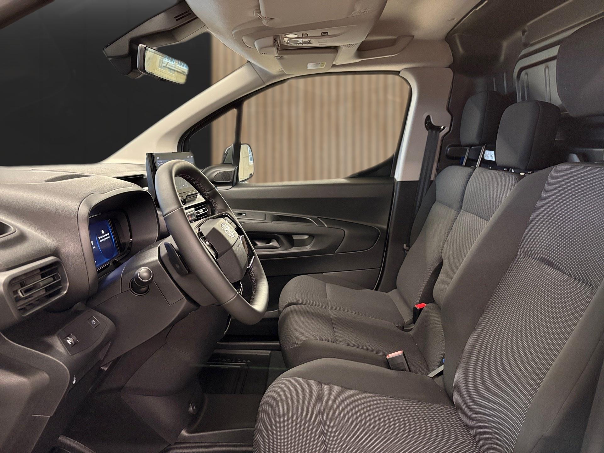 TOYOTA Proace City Van 1.5D AdvancedLong Automatik-image-11