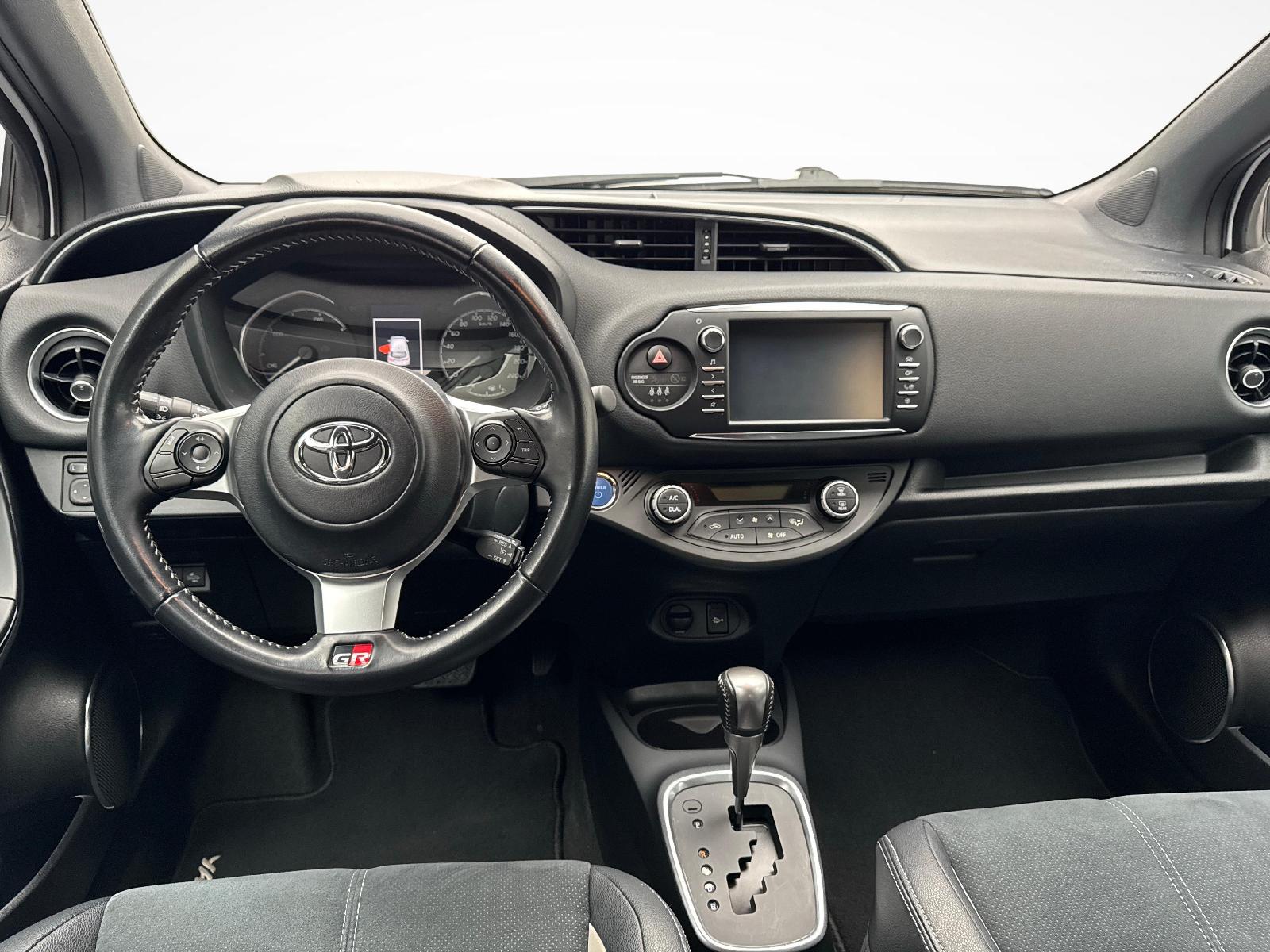 TOYOTA Yaris 1.5 VVT-i HSD GR-S-image-8