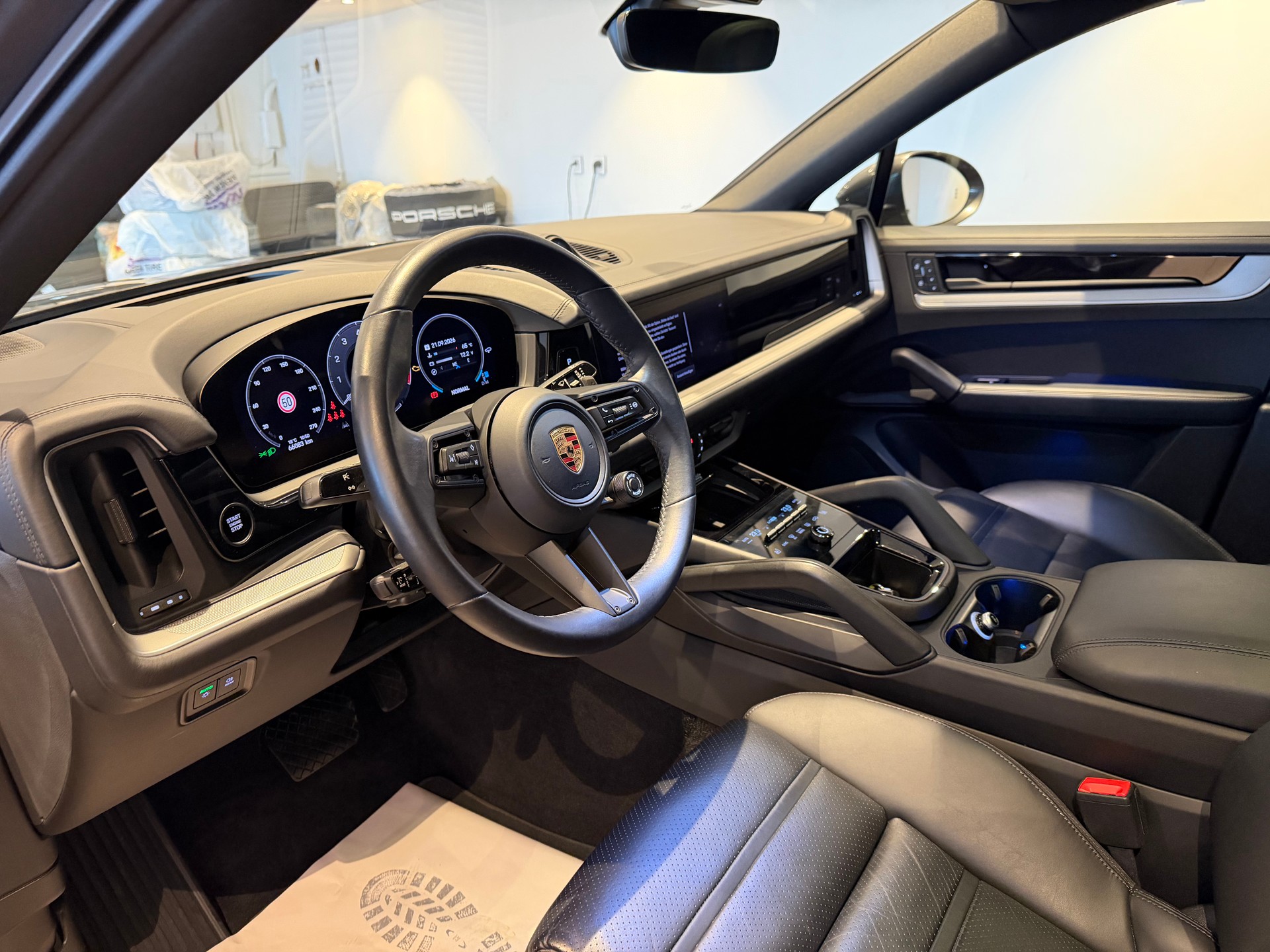 PORSCHE Cayenne Coupé 3.0 V6-image-14