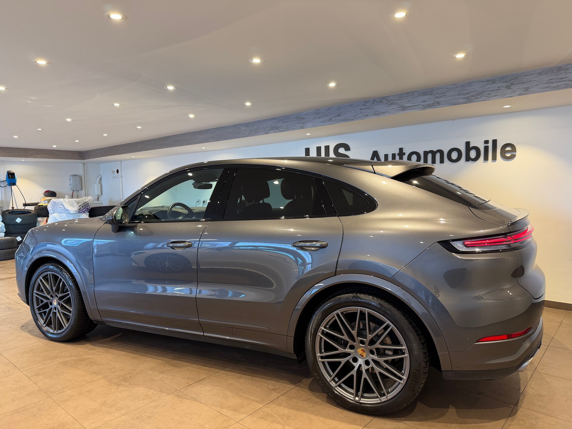 PORSCHE Cayenne Coupé 3.0 V6-image-3