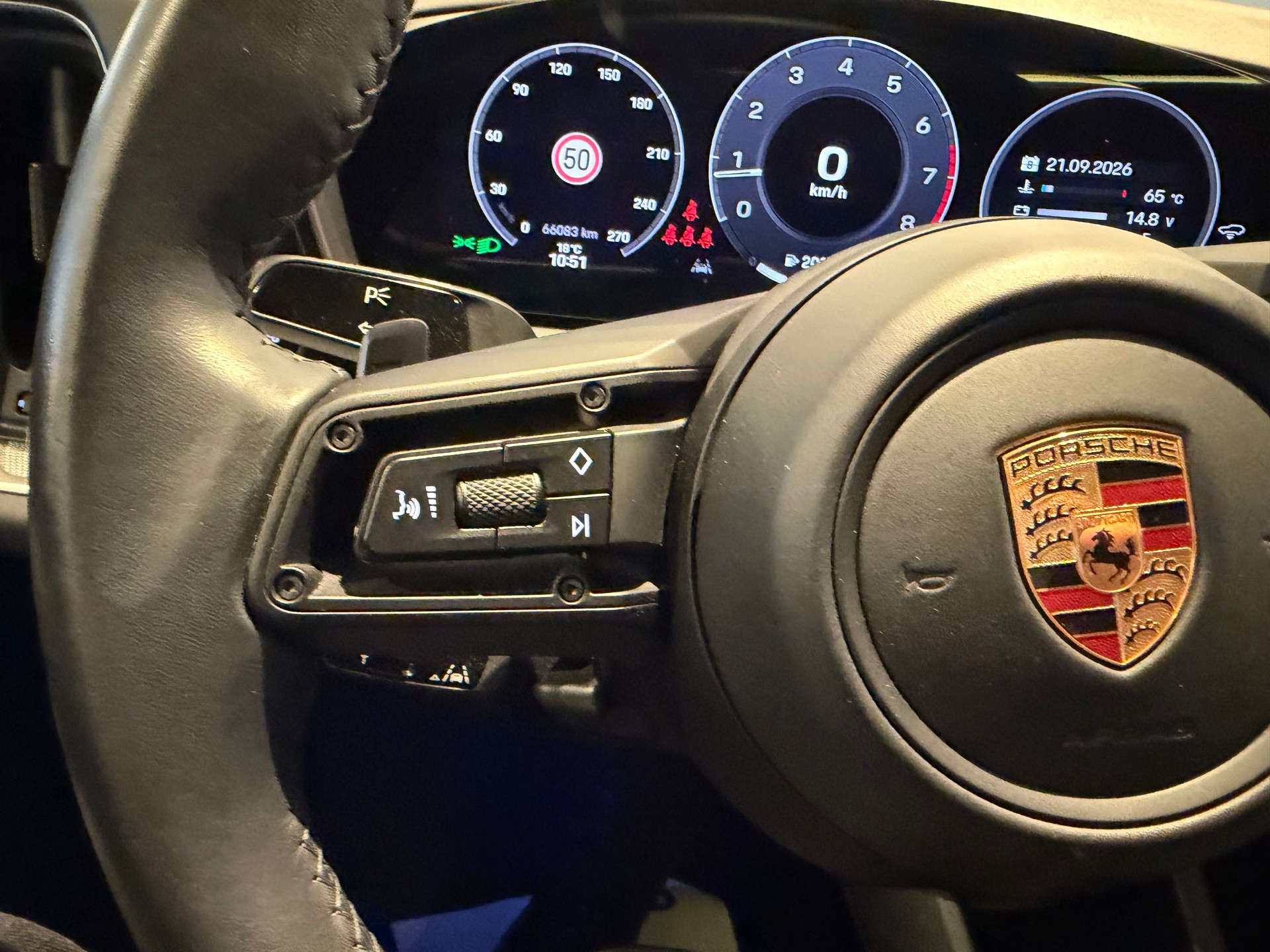 PORSCHE Cayenne Coupé 3.0 V6-image-18