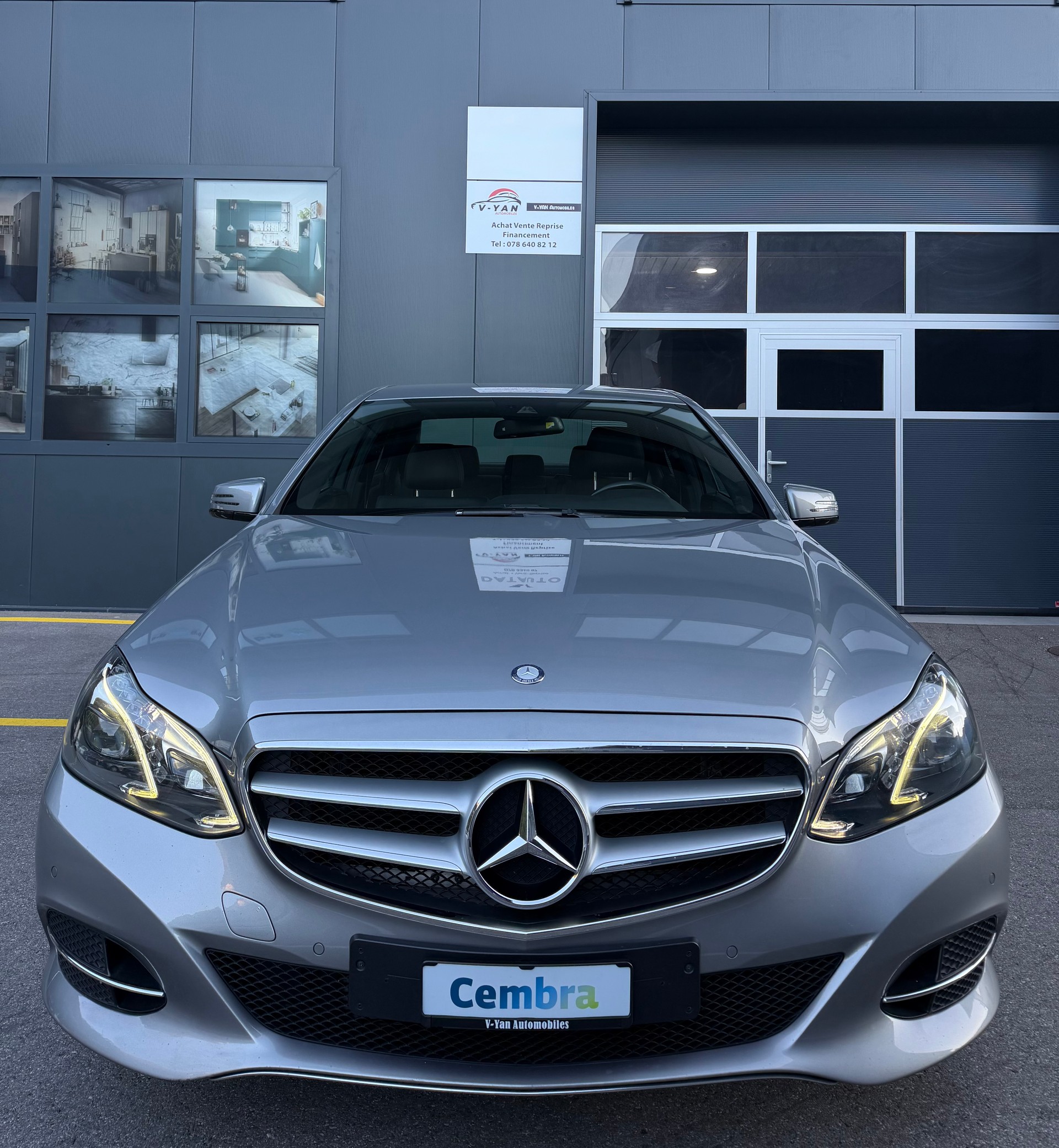 MERCEDES-BENZ E 220 CDI Avantgarde 7G-Tronic-image-3