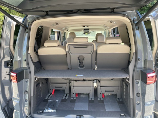 VW Multivan 2.0 TDI Life Edition DSG-image-7