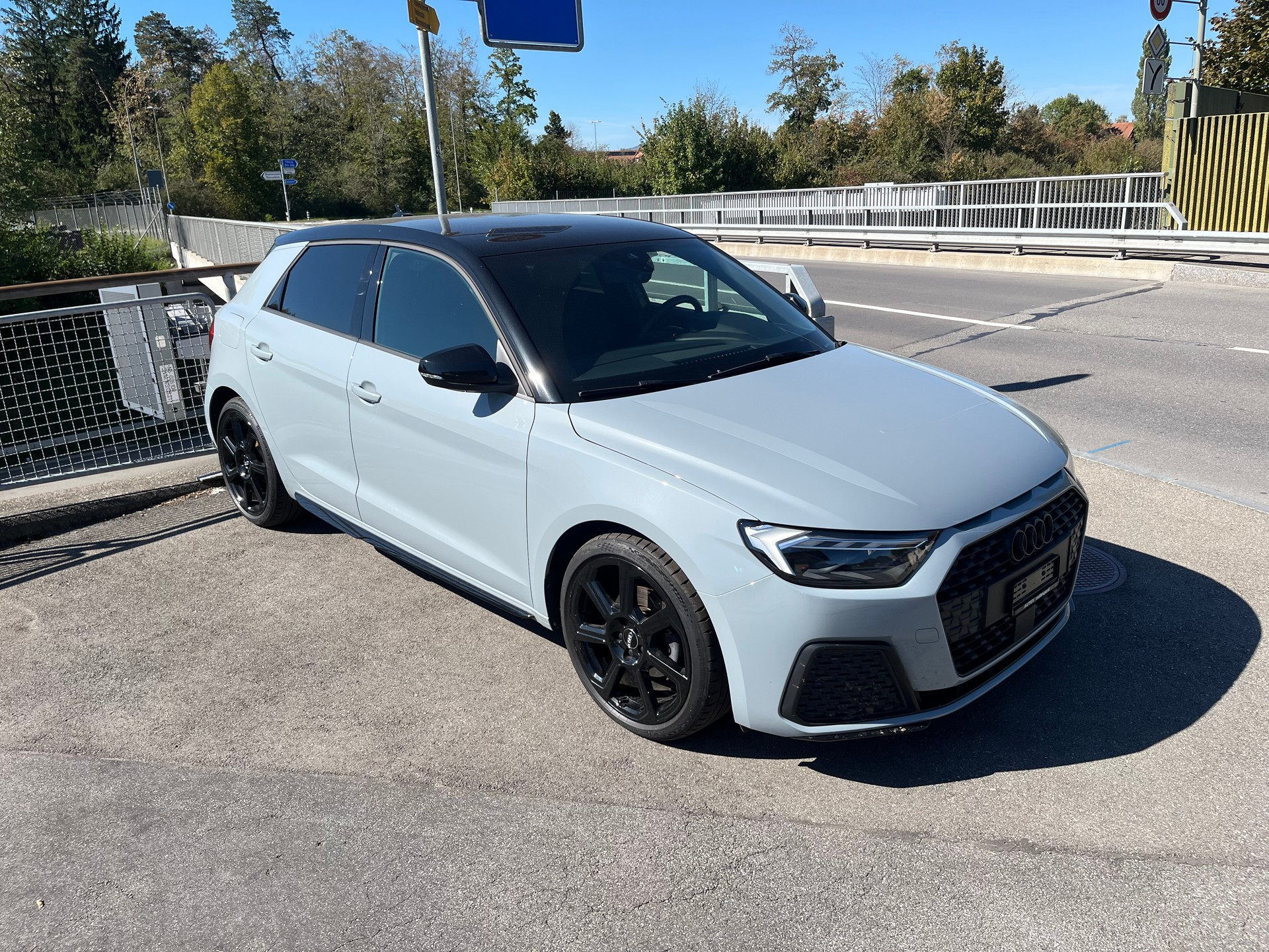 AUDI A1 Sportback 30 TFSI S Line S-tronic-image-1