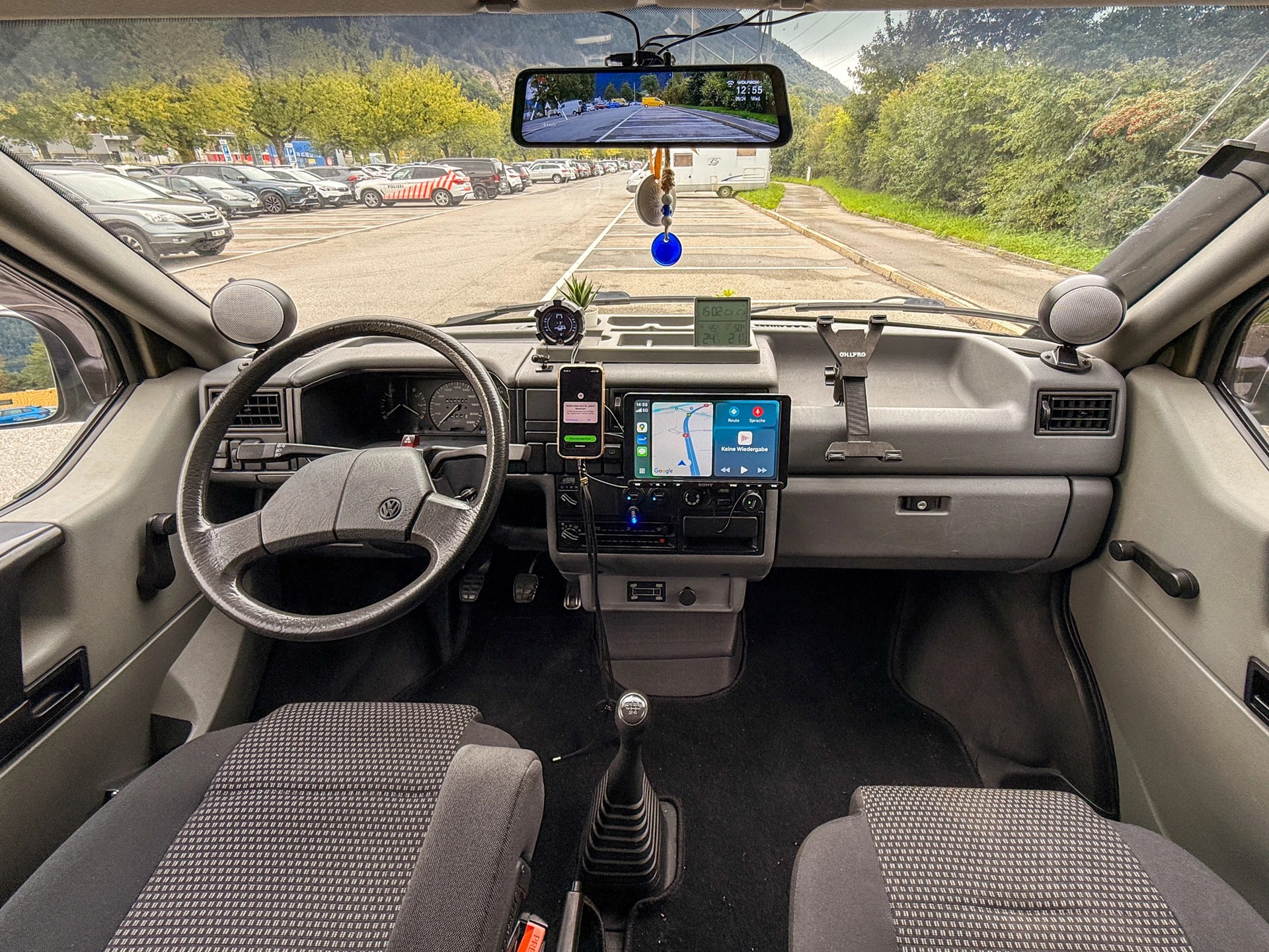 VW Synchro Campervan-image-3