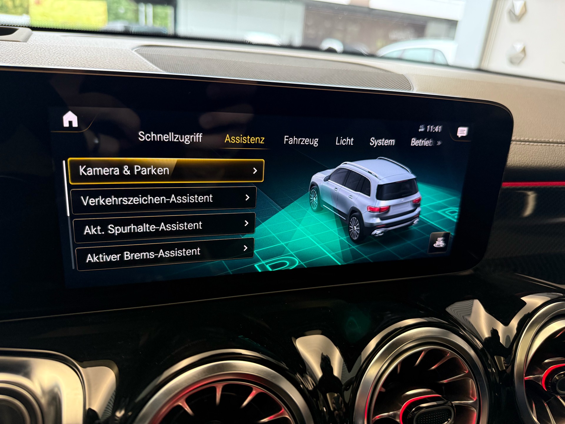 MERCEDES-BENZ GLB 35 AMG 4Matic 8G-Tronic-image-23