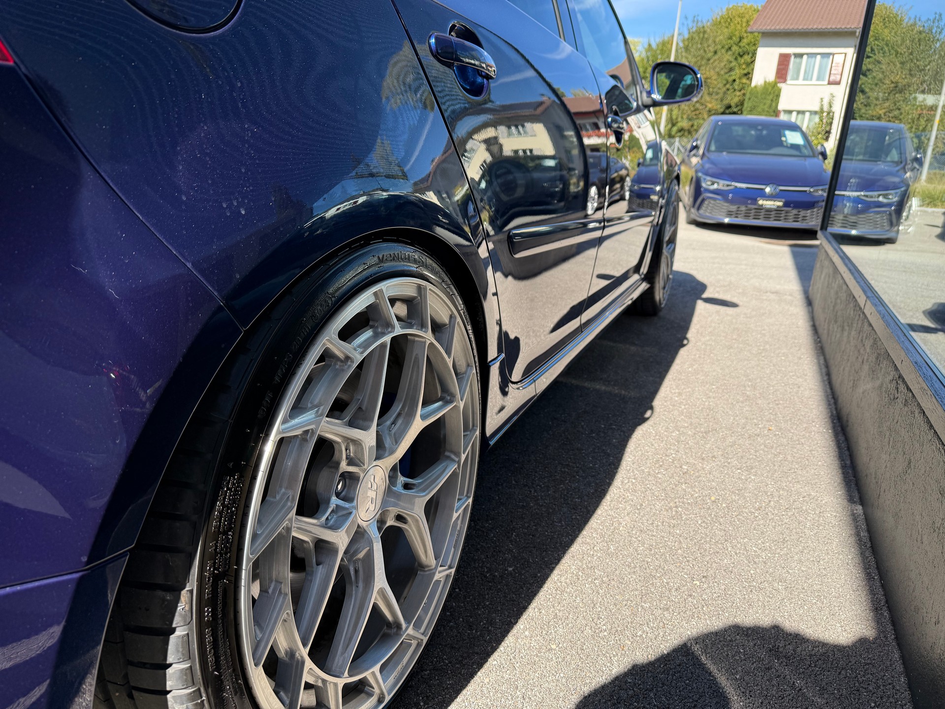 VW Golf R32 4Motion-image-7