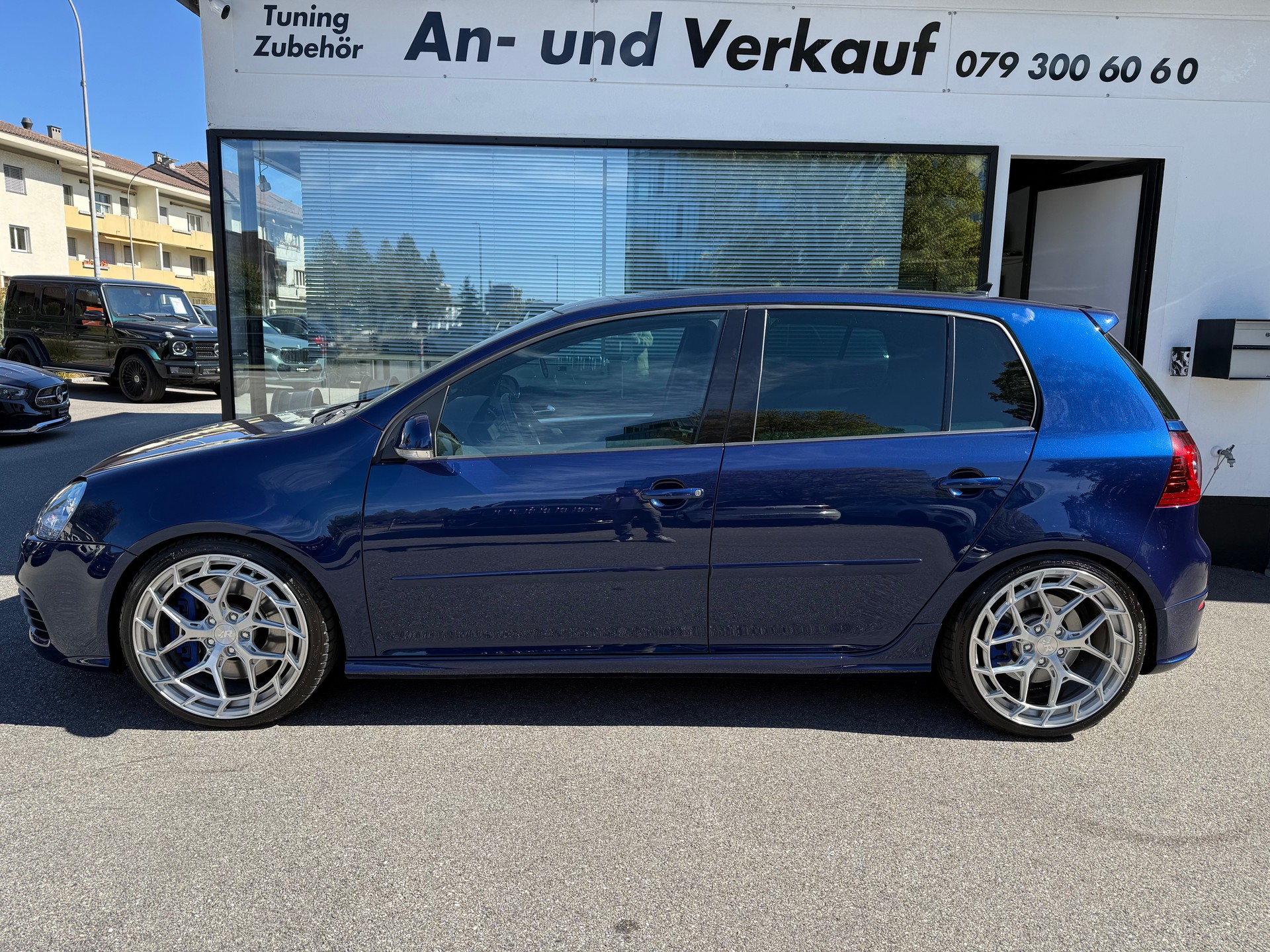 VW Golf R32 4Motion-image-2