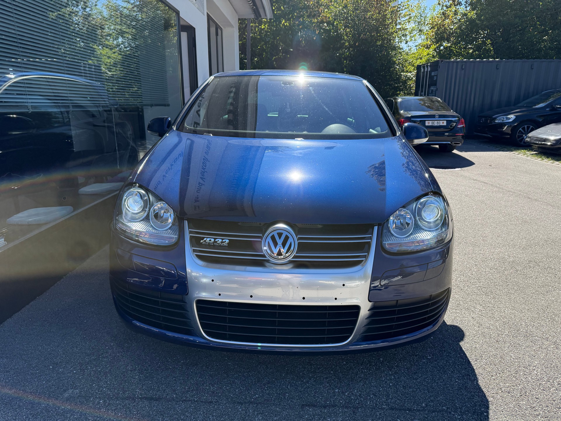 VW Golf R32 4Motion-image-1