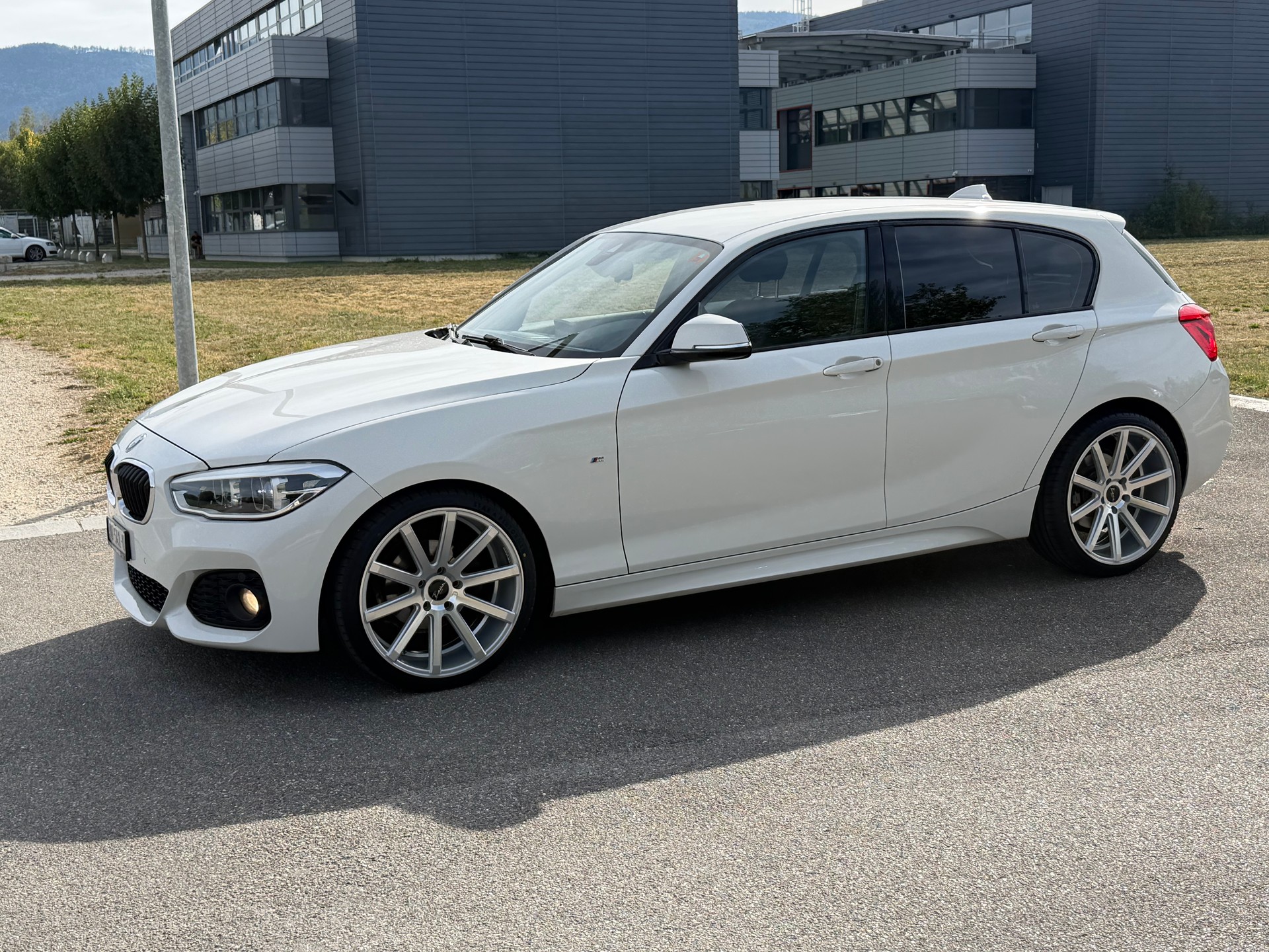 BMW 118i M Sport-image-8