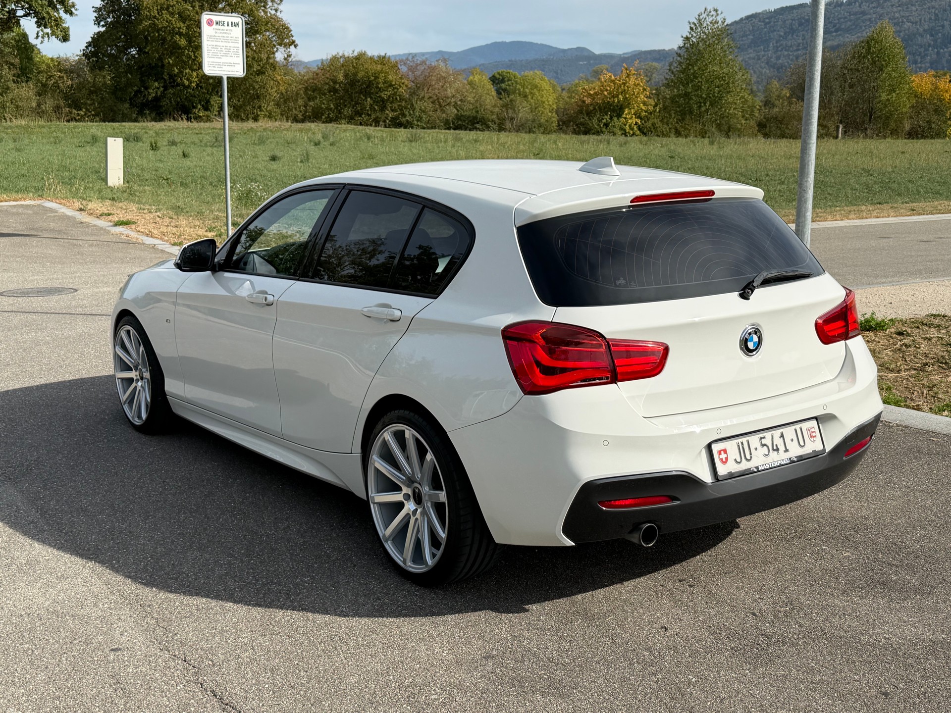 BMW 118i M Sport-image-10